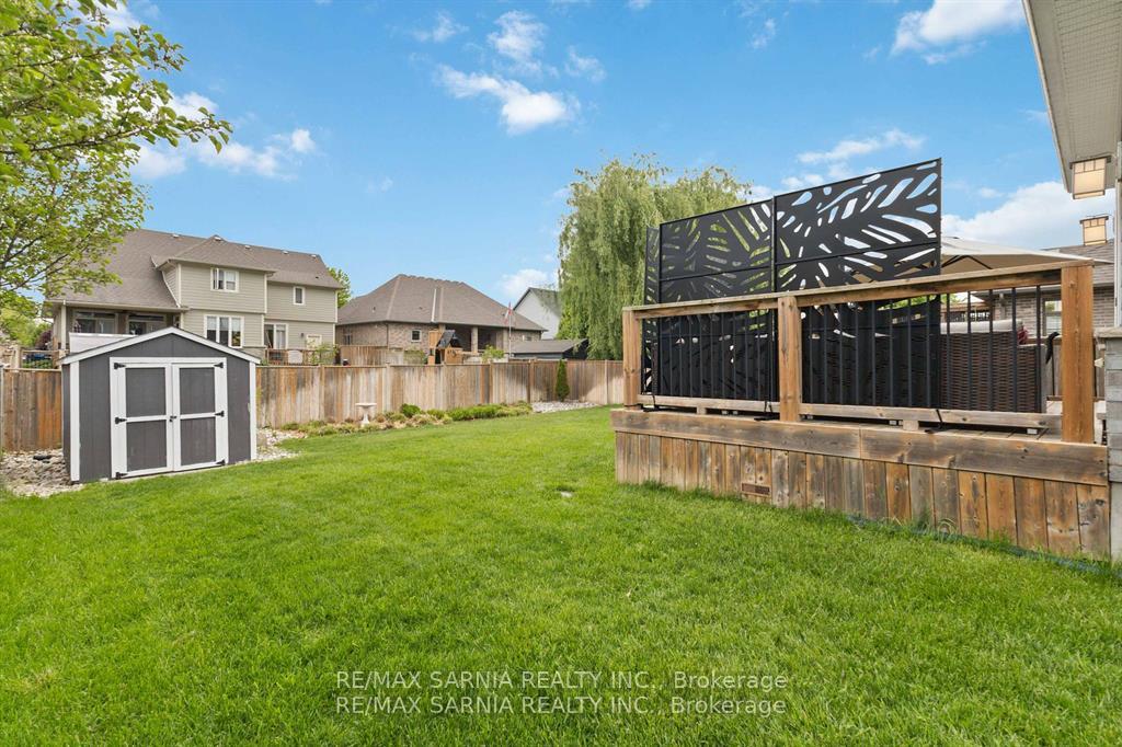 Photo 23 of 428 Darcy Drive, Strathroy-Caradoc, NE — HOMEH
