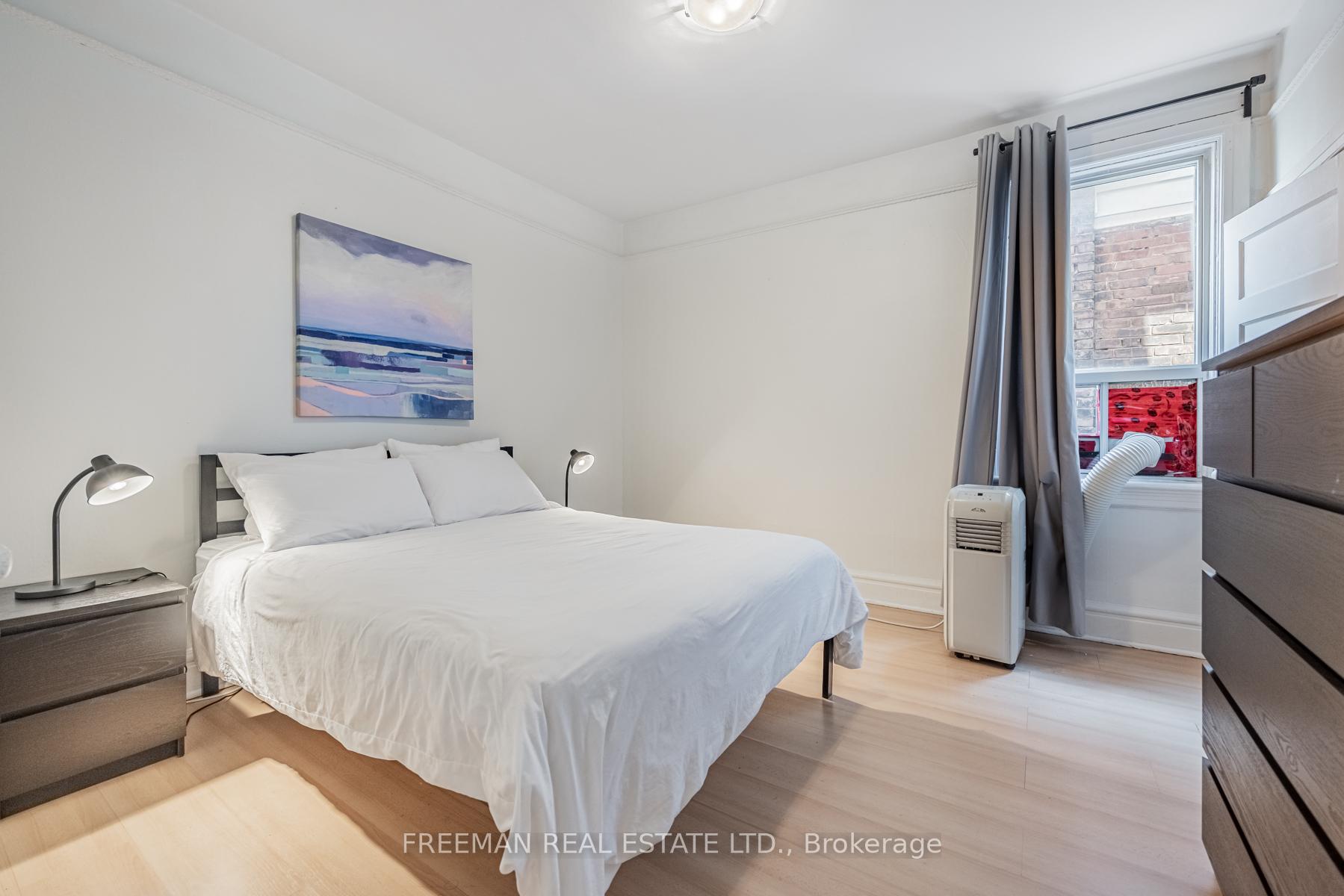 Photo 17 of 641 Bathurst Street, Toronto, University — HOMEH