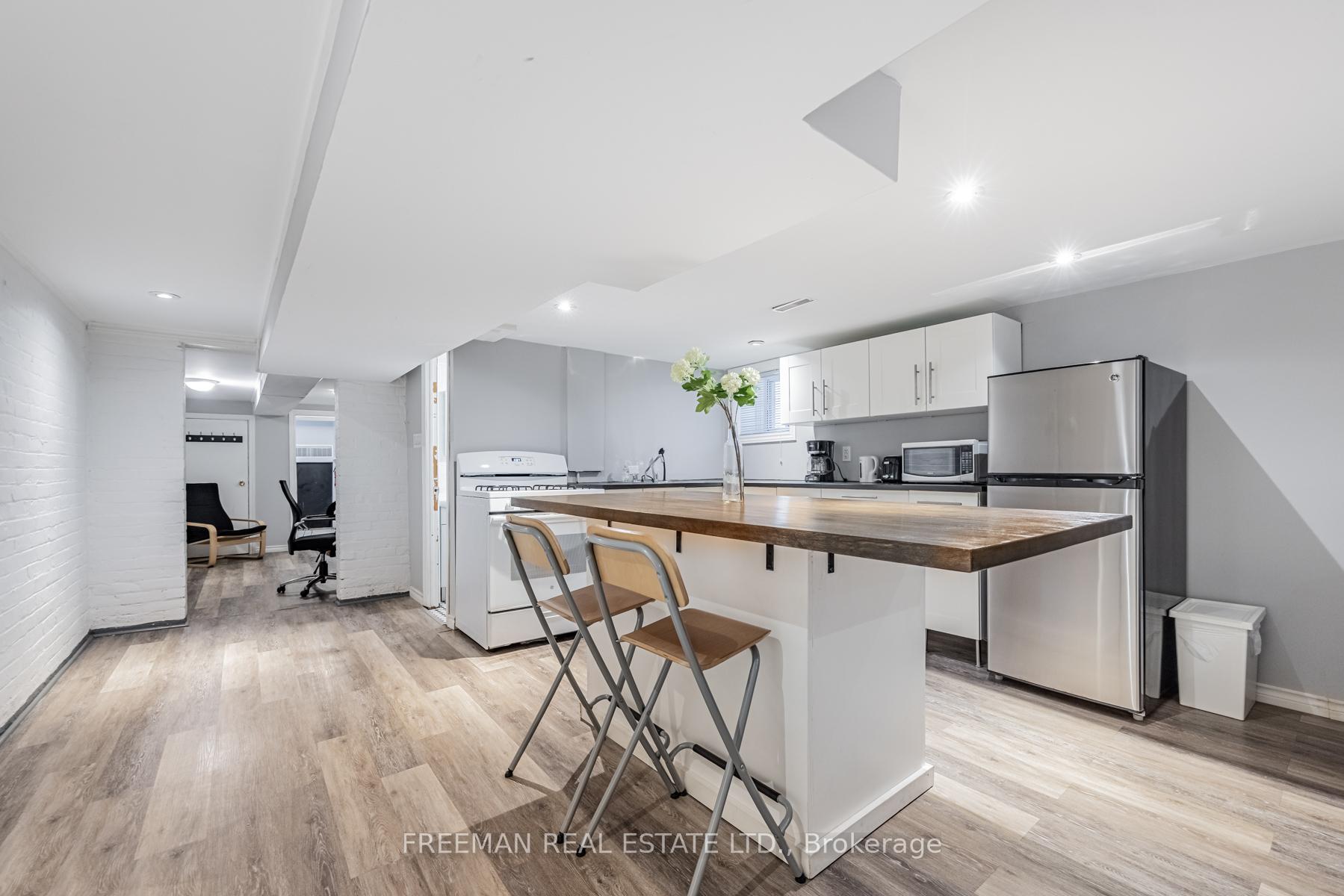 Photo 23 of 641 Bathurst Street, Toronto, University — HOMEH