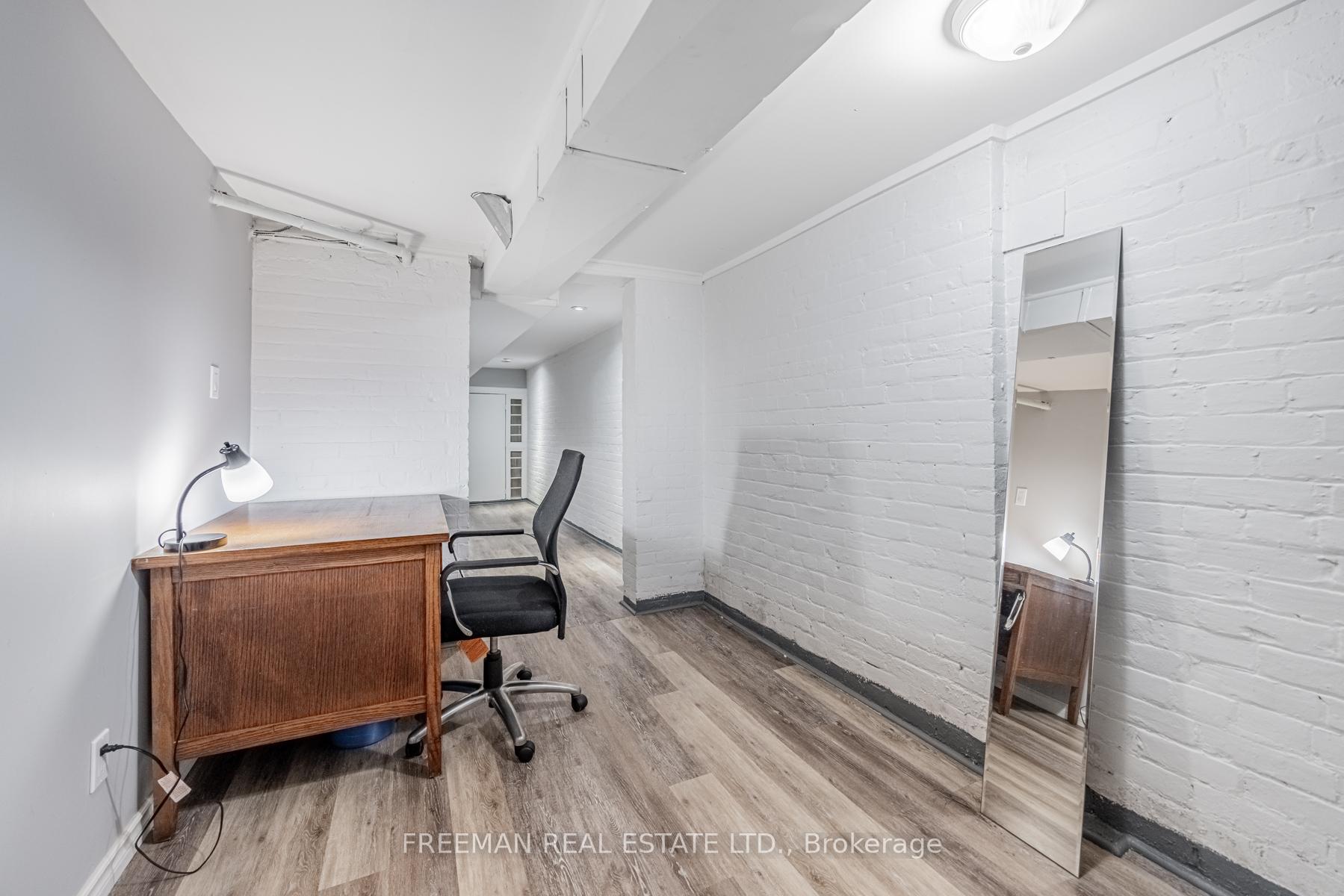 Photo 25 of 641 Bathurst Street, Toronto, University — HOMEH