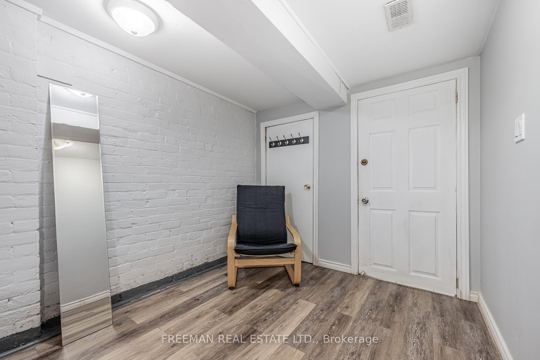 Photo 26 of 641 Bathurst Street, Toronto, University — HOMEH