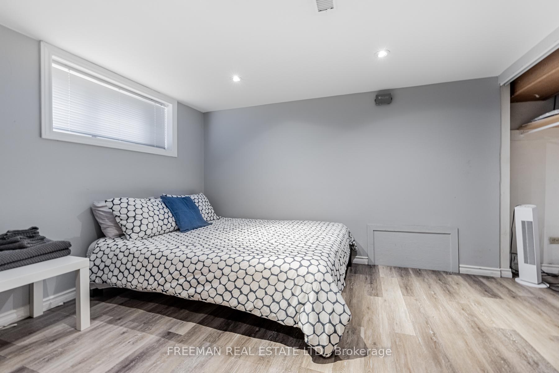 Photo 27 of 641 Bathurst Street, Toronto, University — HOMEH