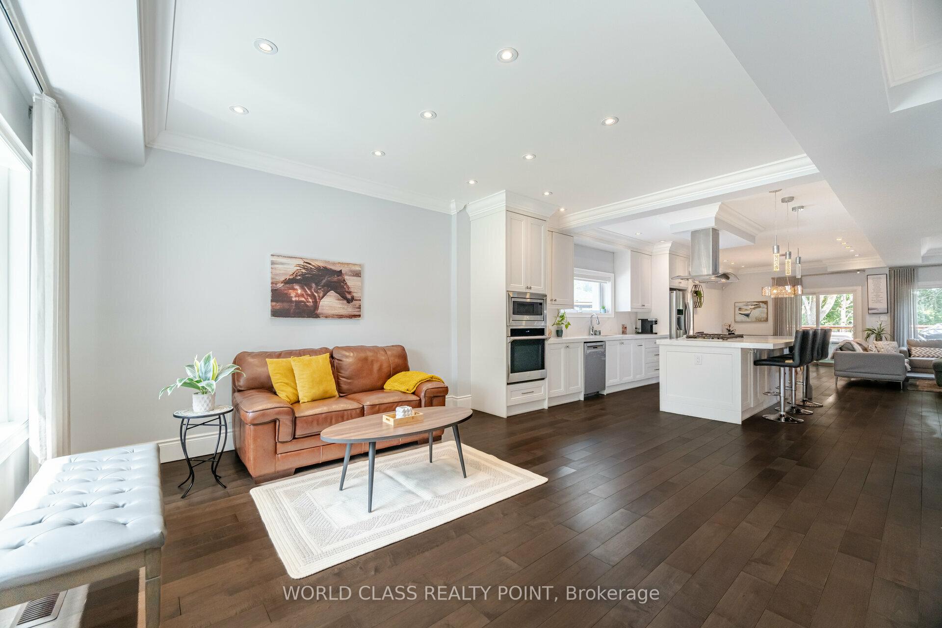 Photo 7 of 41 Howarth Avenue, Scarborough, Wexford-Maryvale — HOMEH