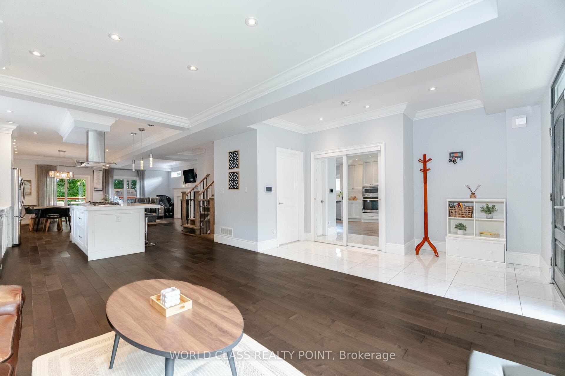 Photo 9 of 41 Howarth Avenue, Scarborough, Wexford-Maryvale — HOMEH