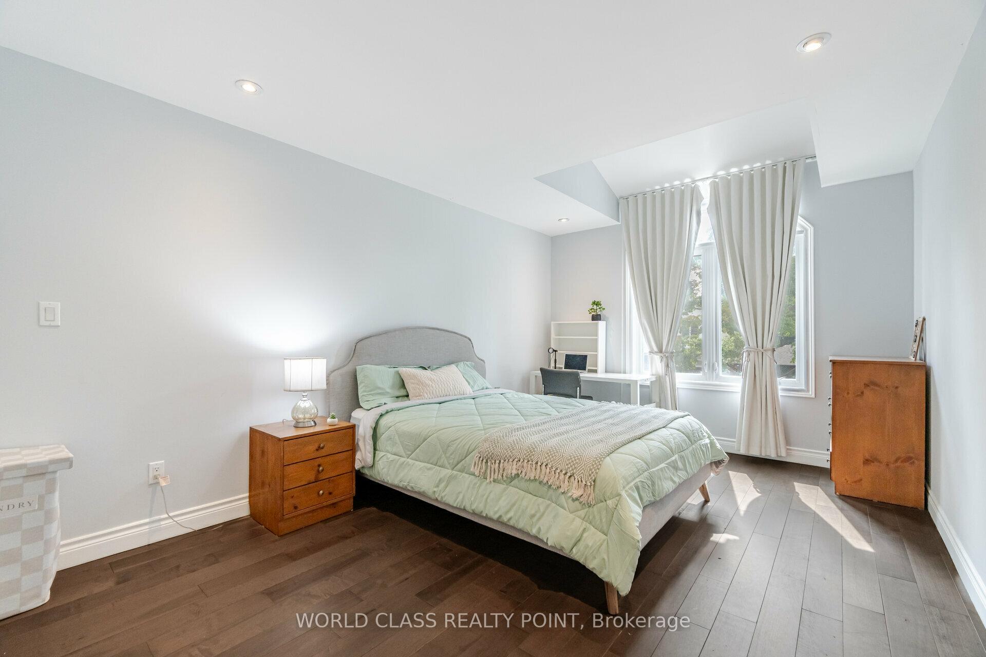 Photo 27 of 41 Howarth Avenue, Scarborough, Wexford-Maryvale — HOMEH