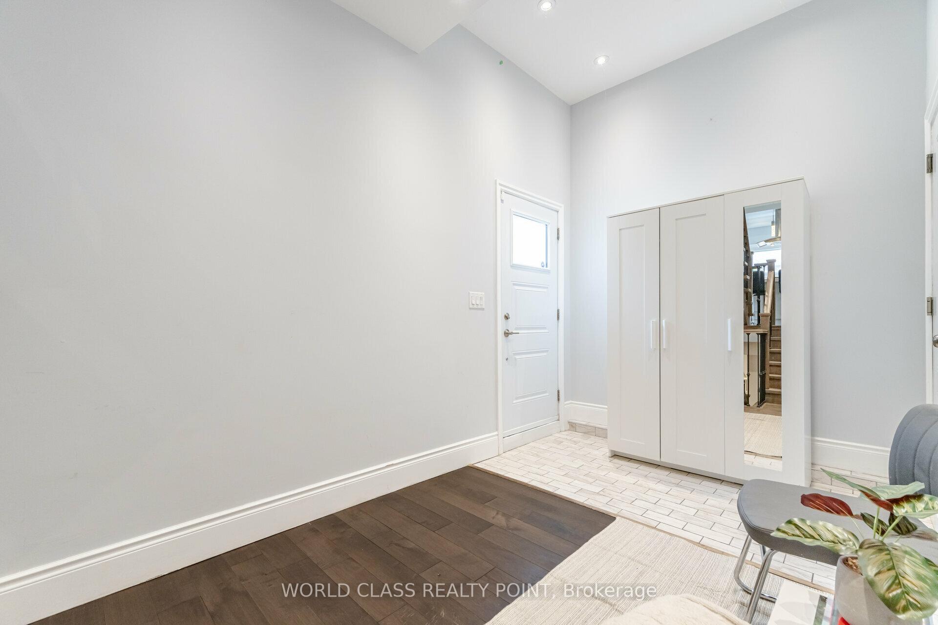 Photo 34 of 41 Howarth Avenue, Scarborough, Wexford-Maryvale — HOMEH