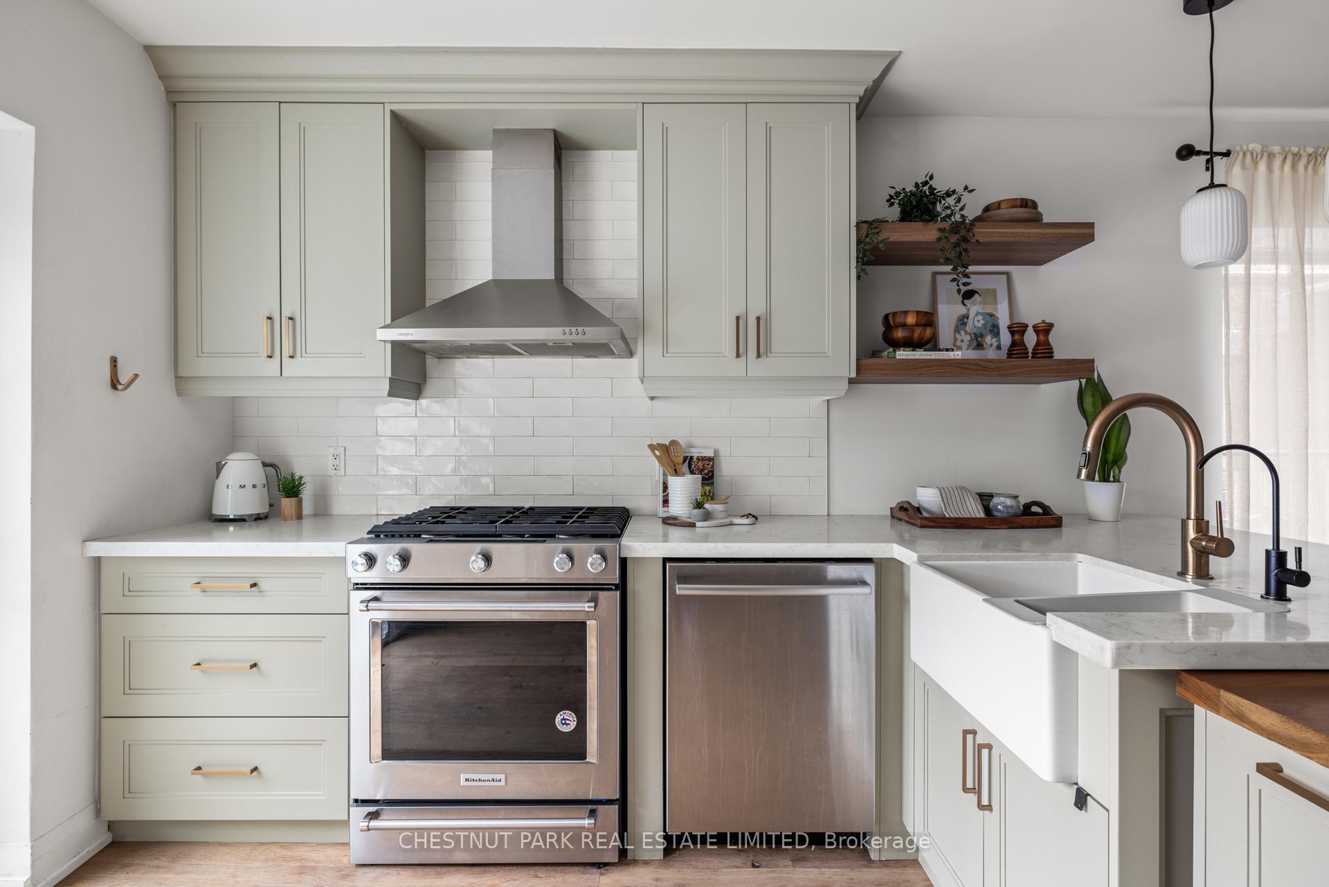Photo 15 of 161 Queensdale Avenue, Toronto, Danforth Village-East York — HOMEH