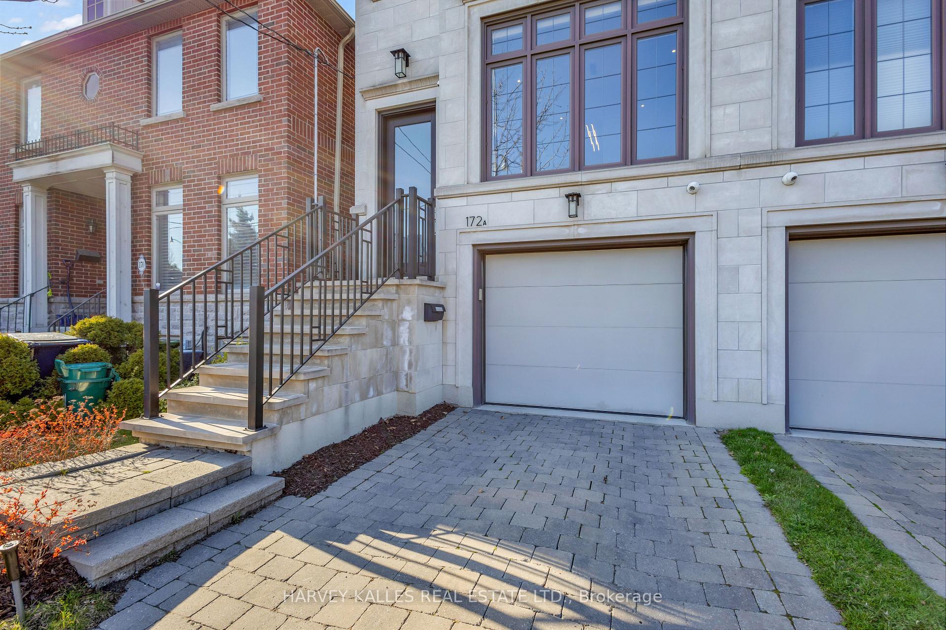 Photo 3 of 172A Lawrence Avenue E, Toronto, Lawrence Park North — HOMEH