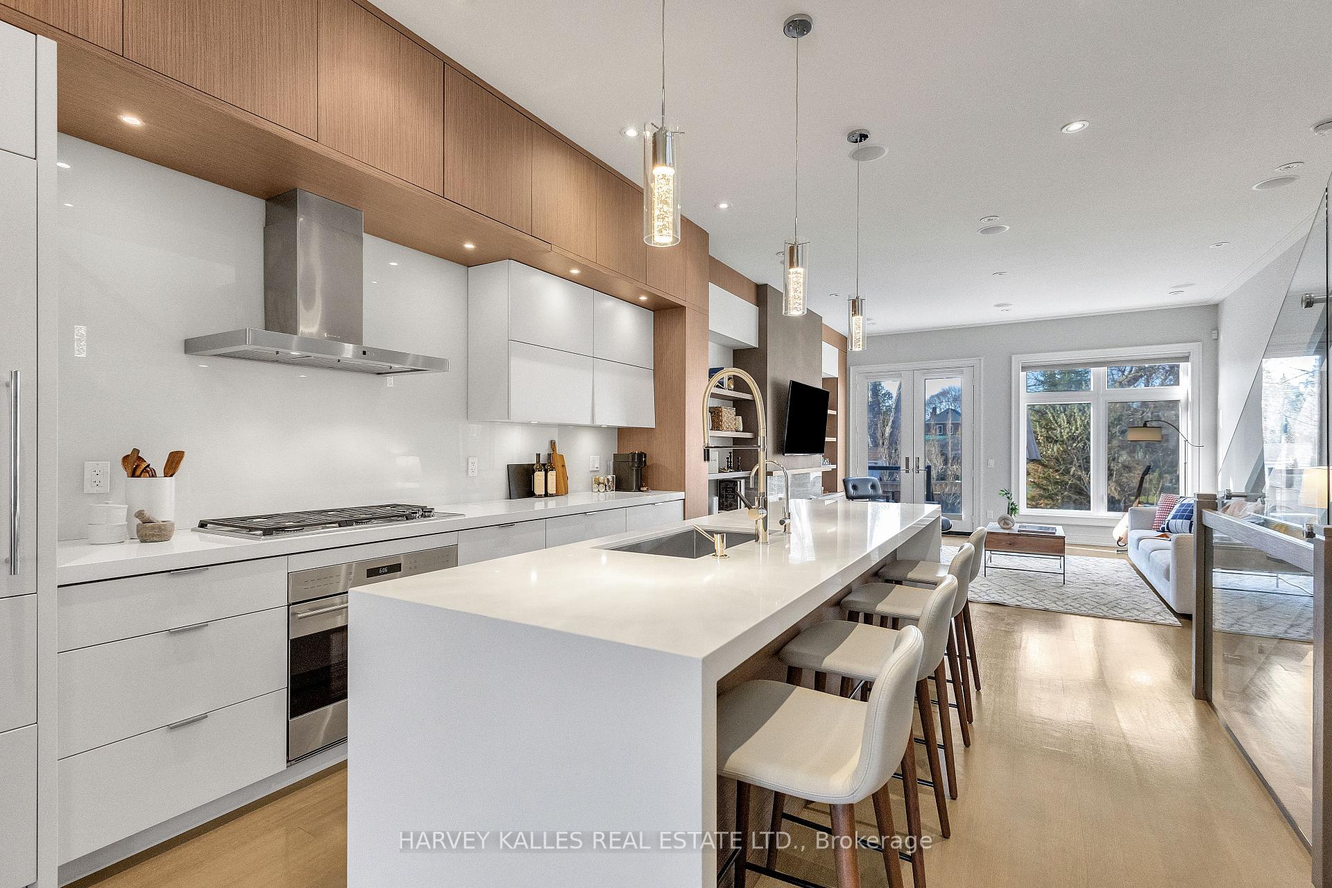 Photo 12 of 172A Lawrence Avenue E, Toronto, Lawrence Park North — HOMEH
