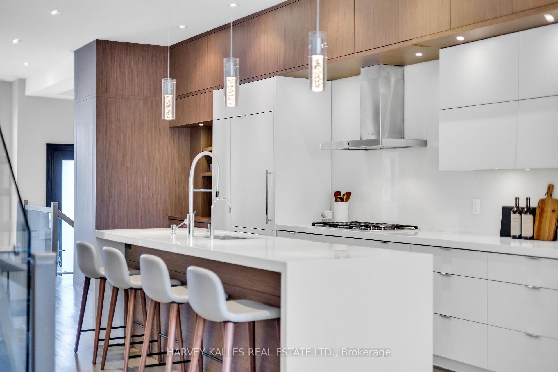 Photo 15 of 172A Lawrence Avenue E, Toronto, Lawrence Park North — HOMEH