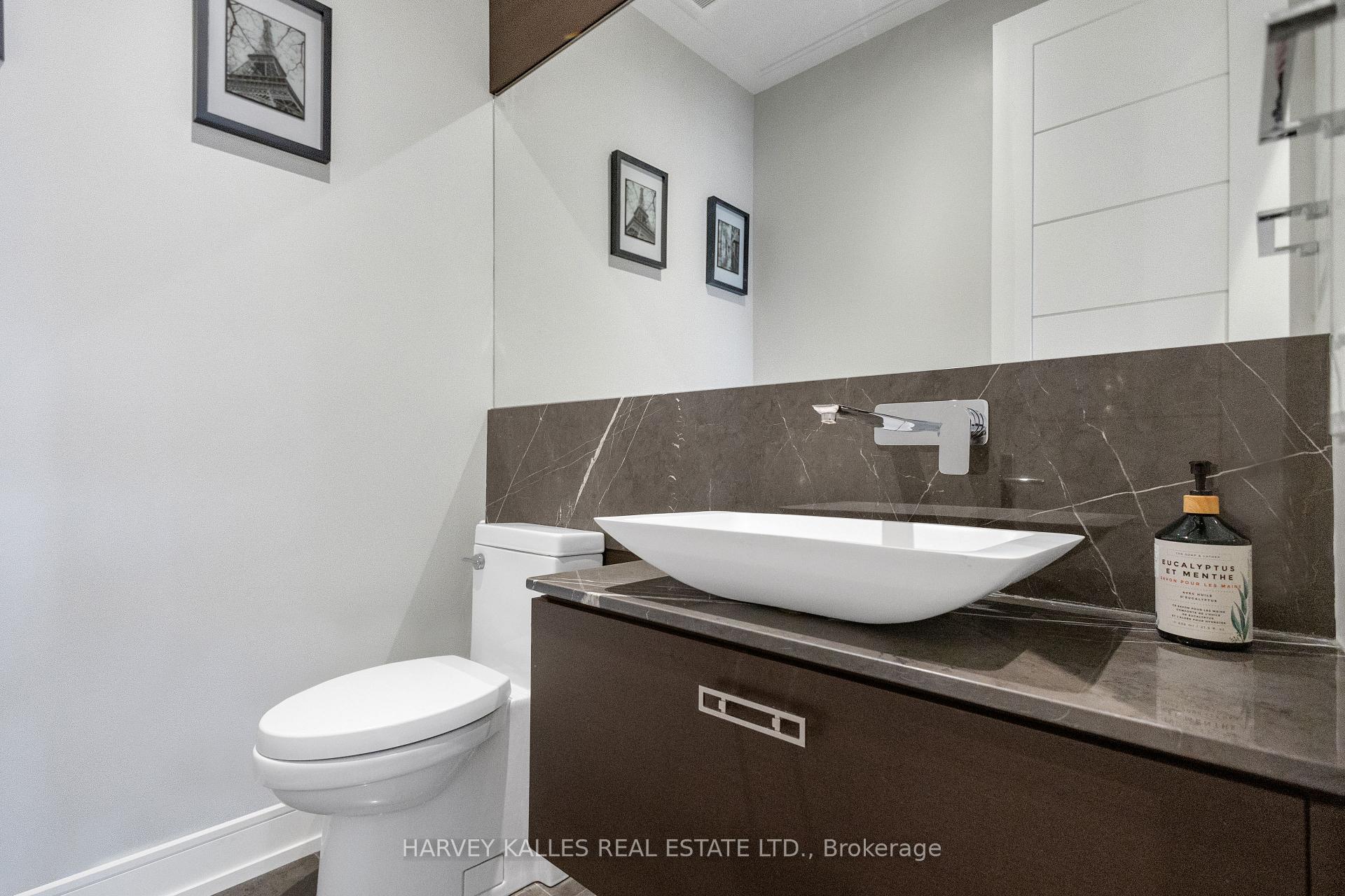 Photo 23 of 172A Lawrence Avenue E, Toronto, Lawrence Park North — HOMEH