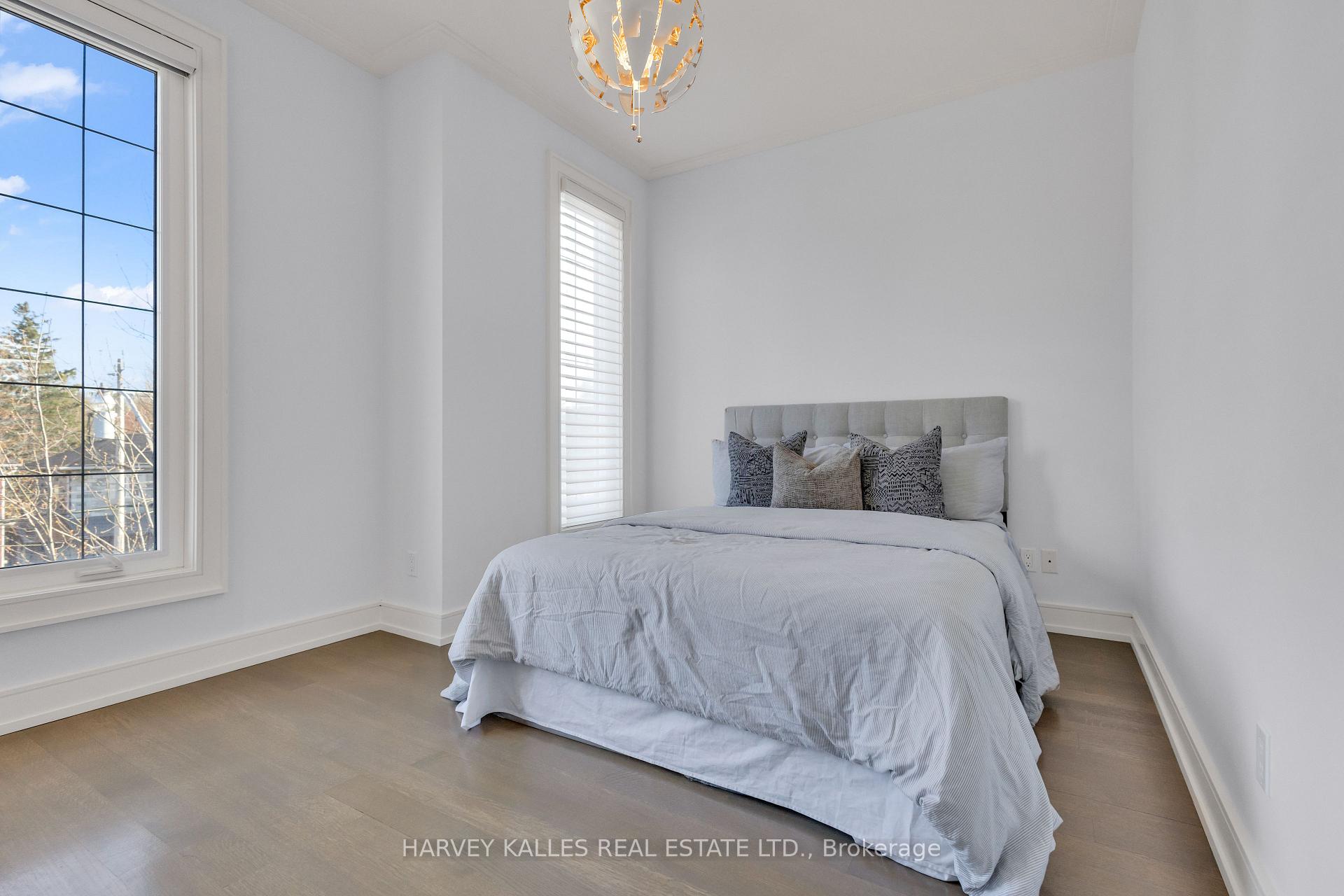 Photo 34 of 172A Lawrence Avenue E, Toronto, Lawrence Park North — HOMEH