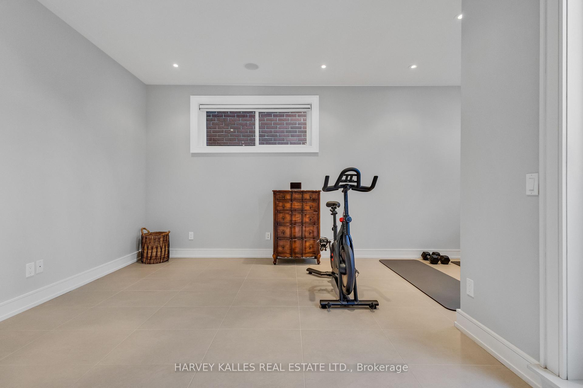 Photo 39 of 172A Lawrence Avenue E, Toronto, Lawrence Park North — HOMEH