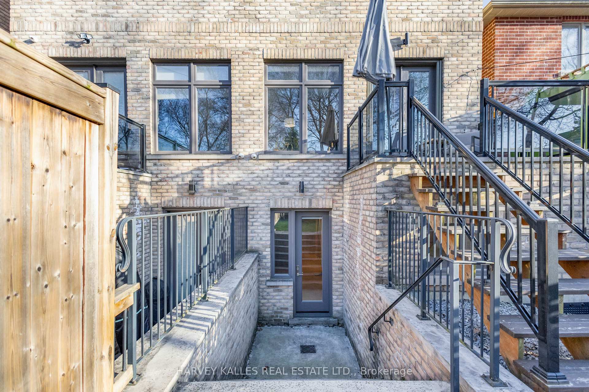 Photo 47 of 172A Lawrence Avenue E, Toronto, Lawrence Park North — HOMEH