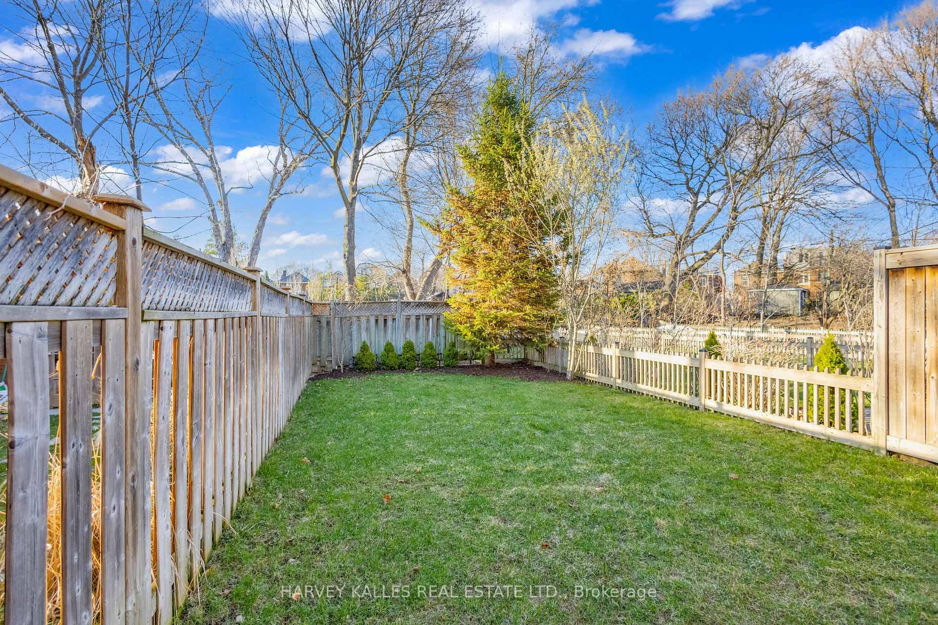 Photo 49 of 172A Lawrence Avenue E, Toronto, Lawrence Park North — HOMEH