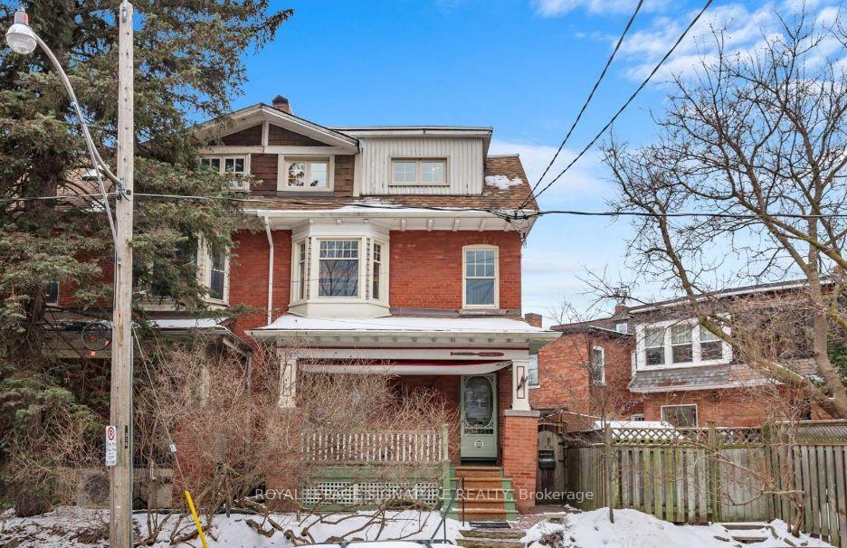 Photo 2 of Unit Main, 318 Willow Avenue, Toronto, East End-Danforth — HOMEH