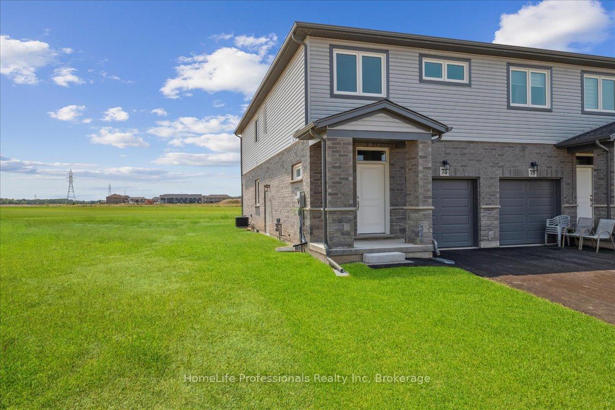 Photo 3 of 75 Elvira Way, Thorold, Rolling Meadows — HOMEH