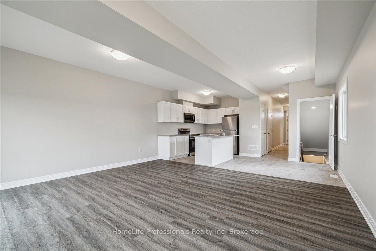 Photo 15 of 75 Elvira Way, Thorold, Rolling Meadows — HOMEH