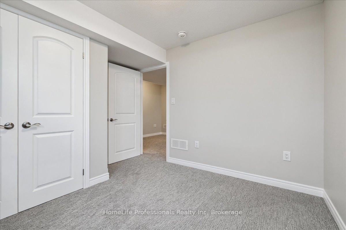 Photo 39 of 75 Elvira Way, Thorold, Rolling Meadows — HOMEH