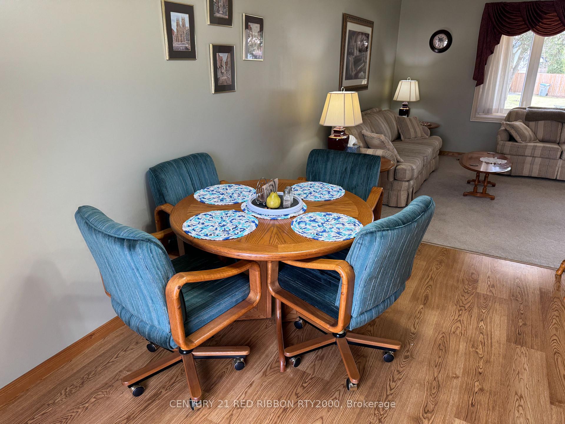 Photo 12 of 334 Helen Drive, Strathroy-Caradoc, NW — HOMEH