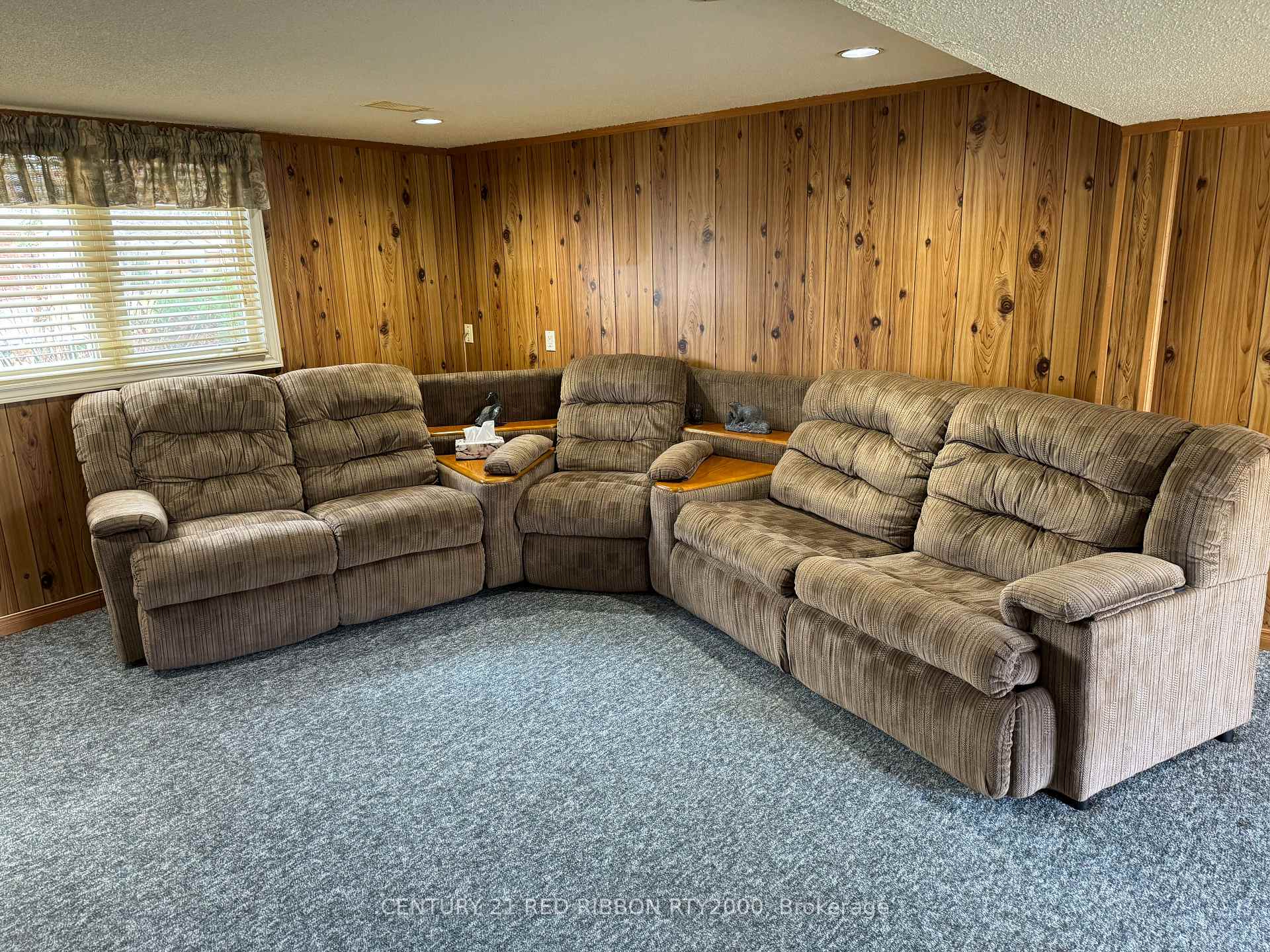 Photo 25 of 334 Helen Drive, Strathroy-Caradoc, NW — HOMEH