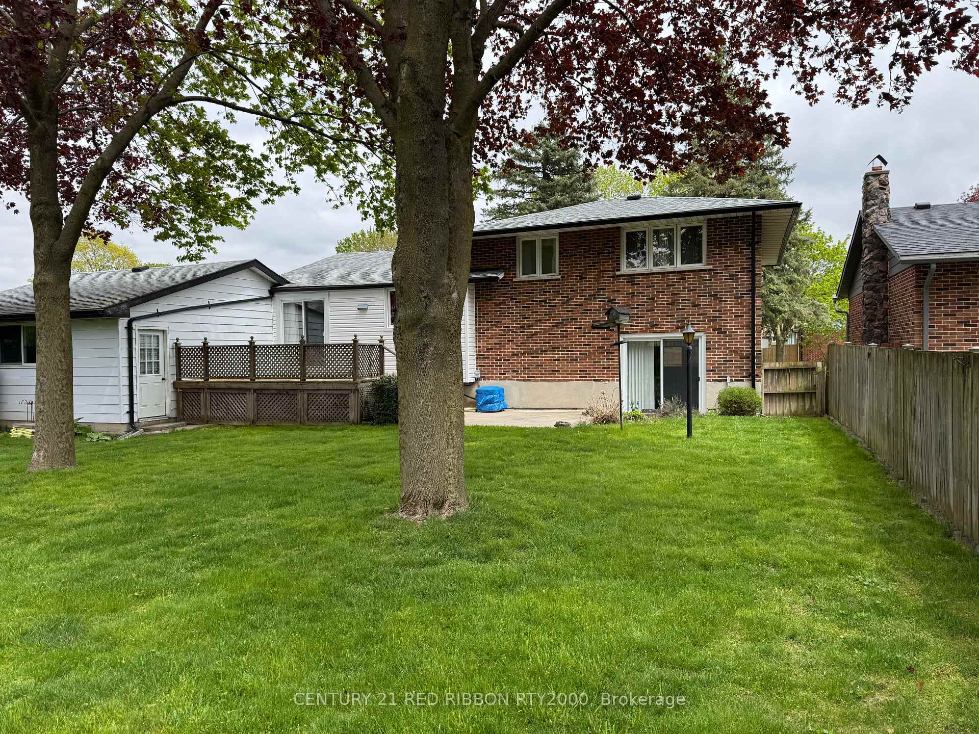 Photo 31 of 334 Helen Drive, Strathroy-Caradoc, NW — HOMEH