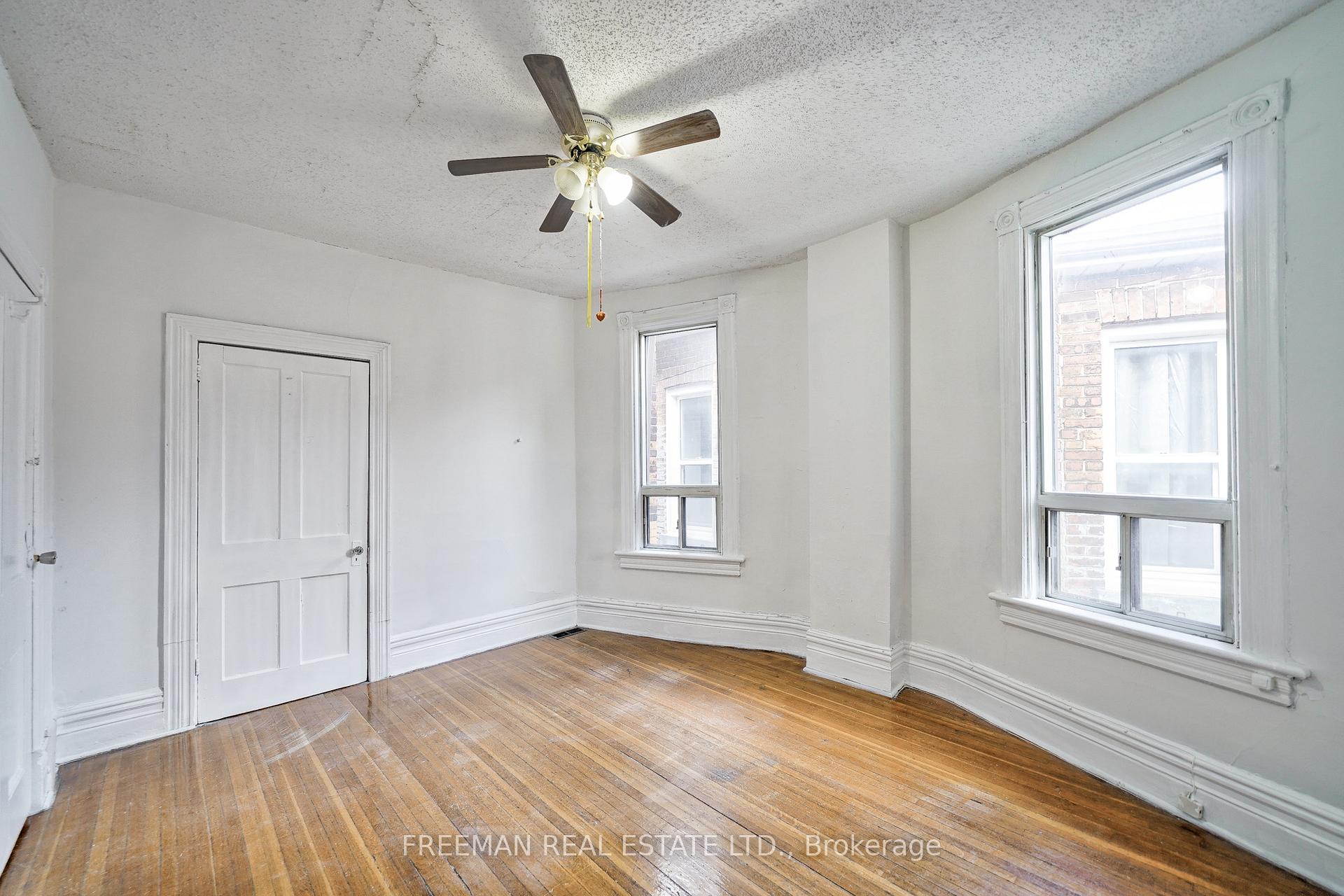 Photo 17 of 433 Manning Avenue, Toronto, Palmerston-Little Italy — HOMEH