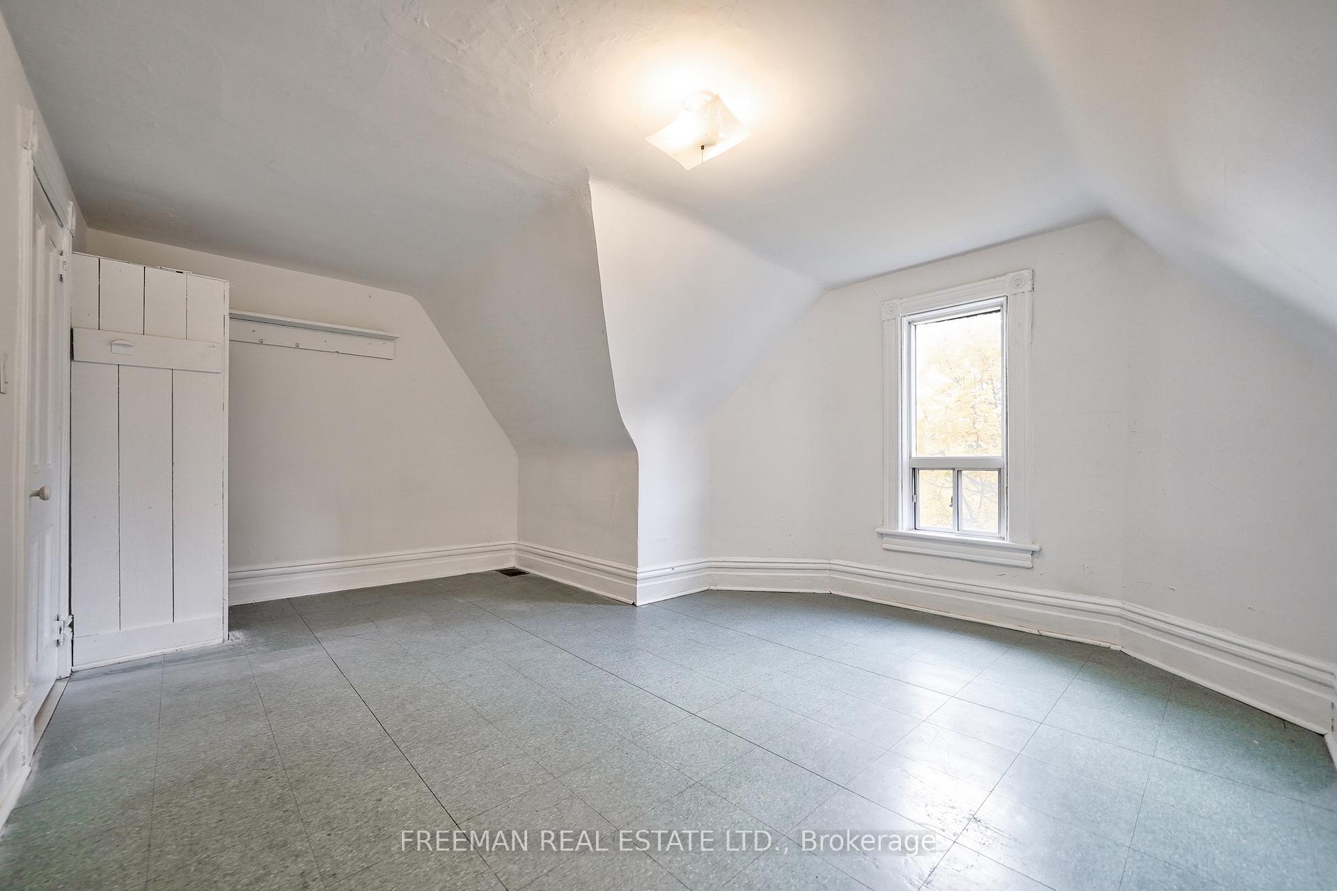 Photo 29 of 433 Manning Avenue, Toronto, Palmerston-Little Italy — HOMEH