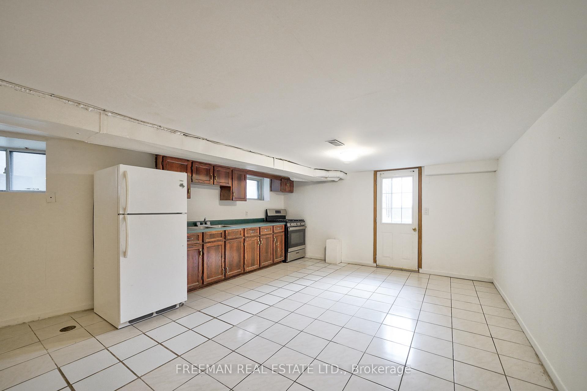 Photo 31 of 433 Manning Avenue, Toronto, Palmerston-Little Italy — HOMEH