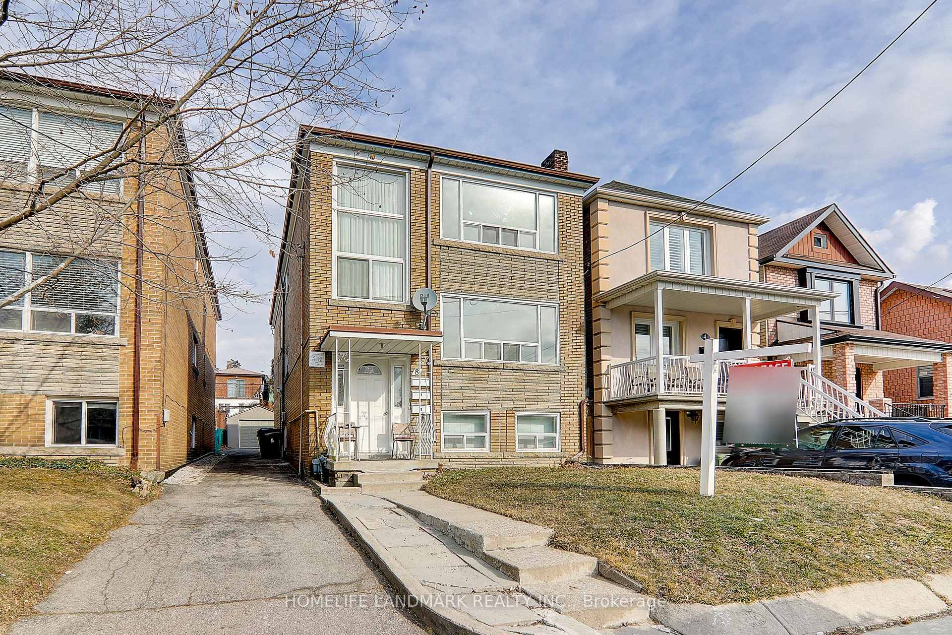 Front of Unit 2(Upper, 8 Hanson Road