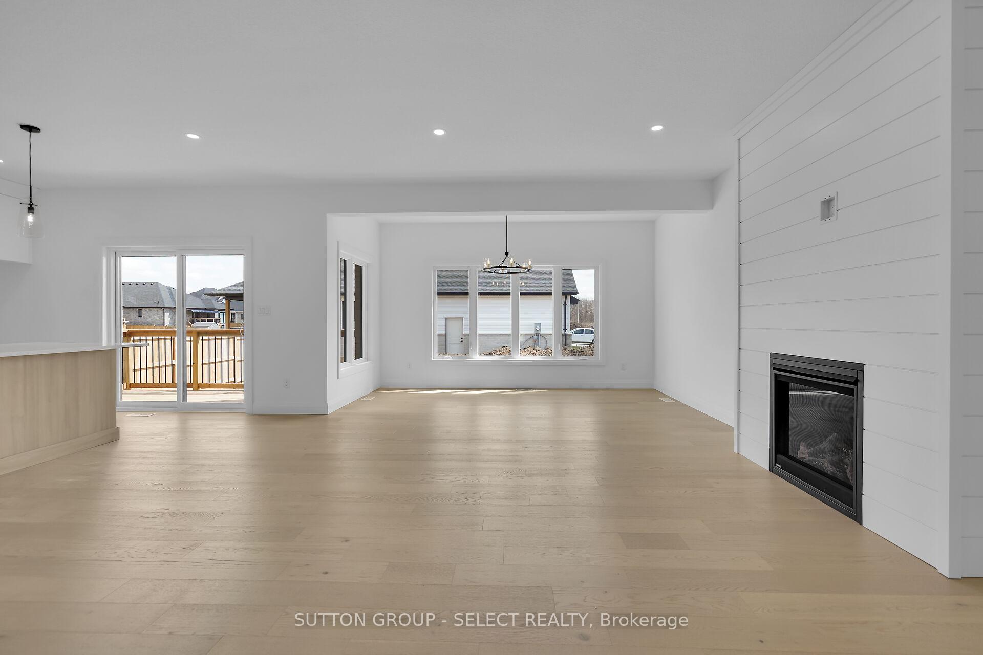 Photo 6 of 9 Briscoe Crescent, Strathroy-Caradoc, NE — HOMEH