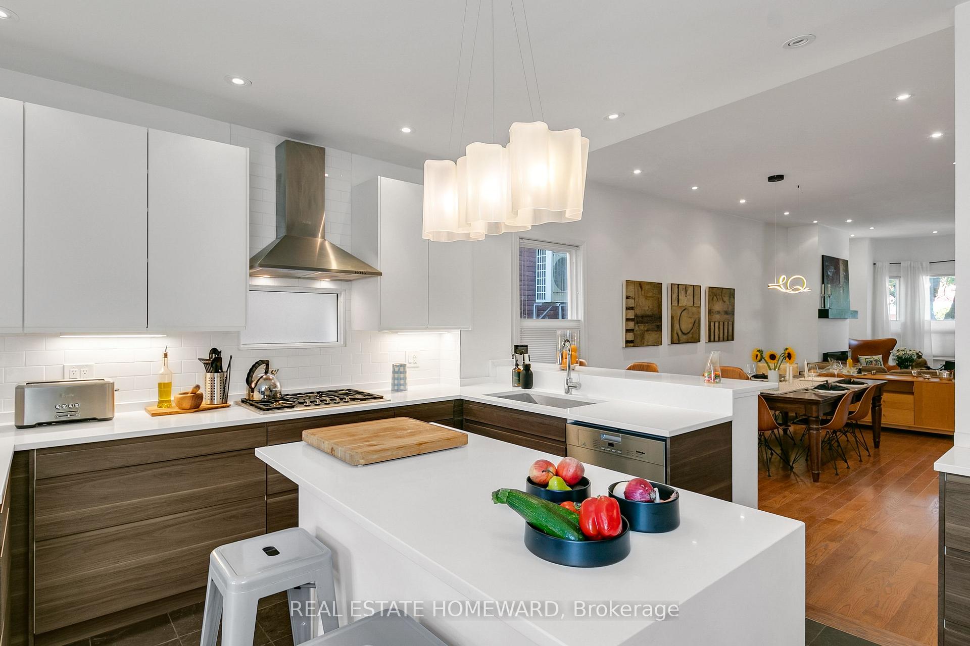 Photo 6 of 278 Euclid Avenue, Toronto, Trinity-Bellwoods — HOMEH