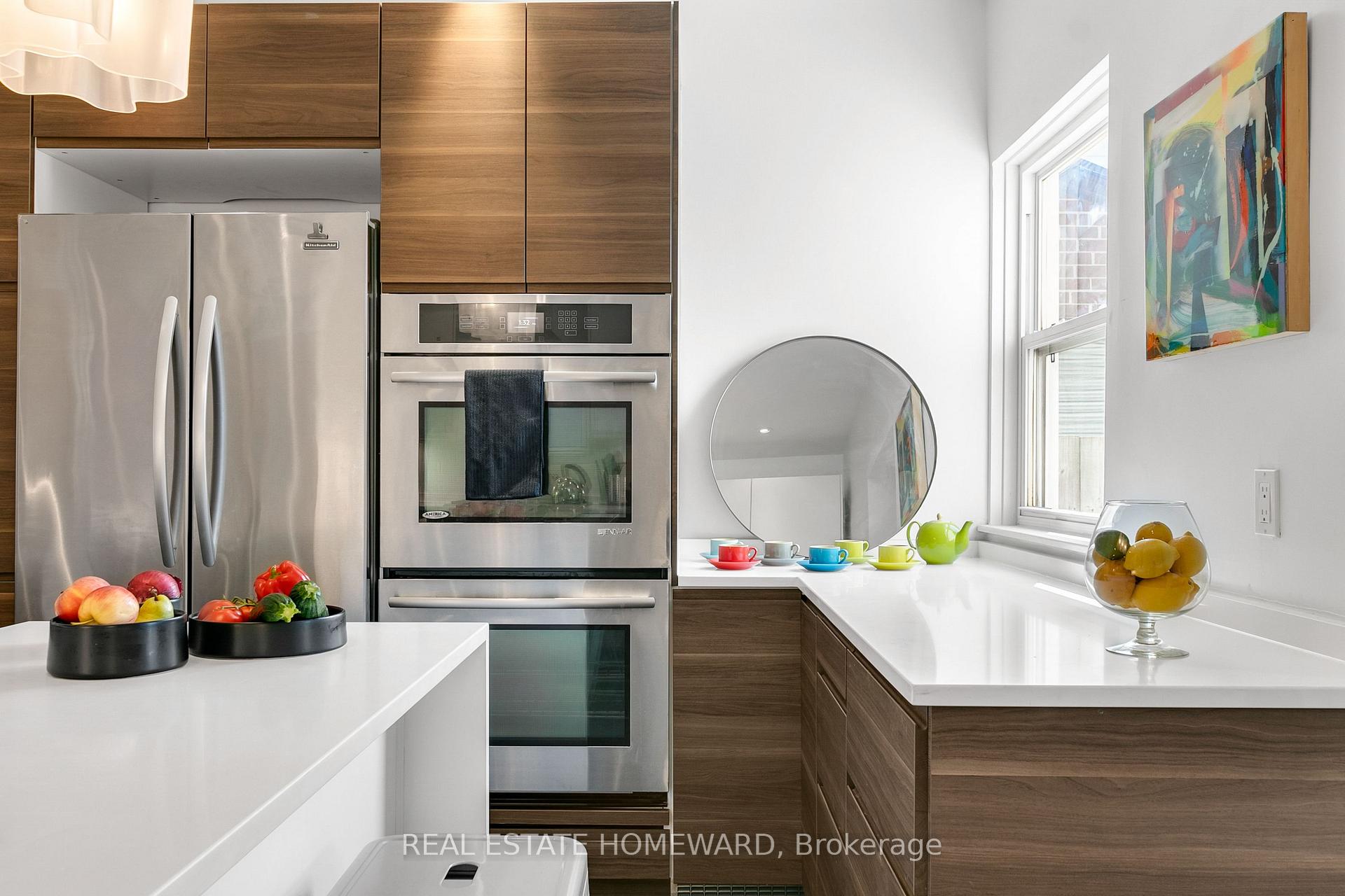 Photo 5 of 278 Euclid Avenue, Toronto, Trinity-Bellwoods — HOMEH