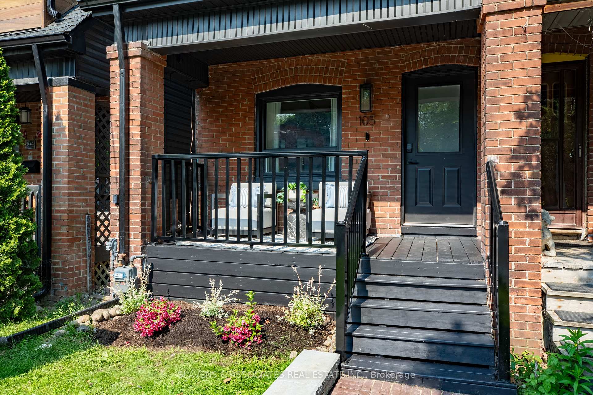 Photo 3 of 105 King Edward Avenue, Toronto, Woodbine-Lumsden — HOMEH