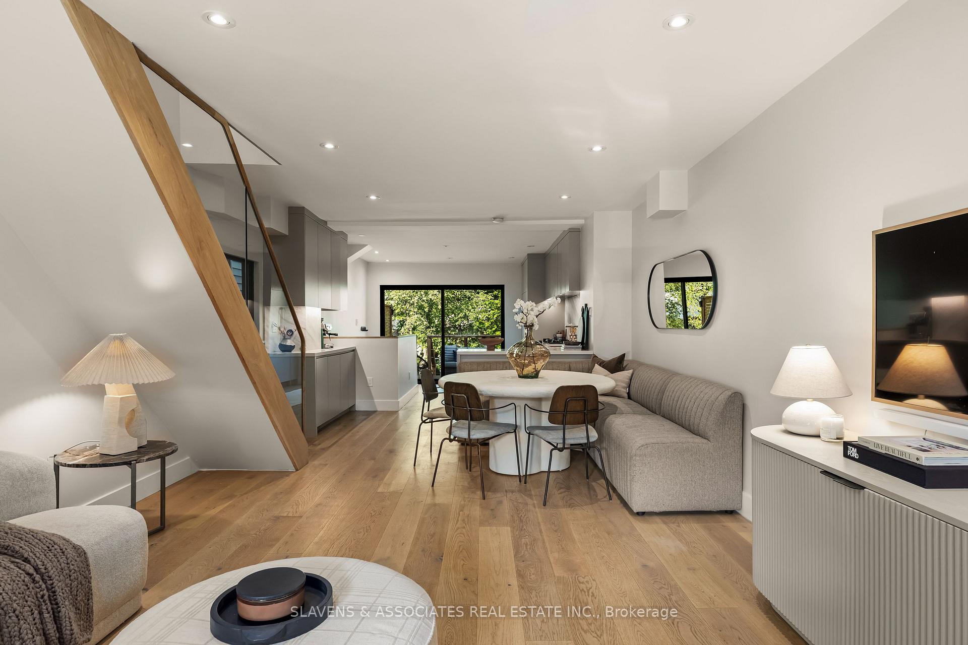Photo 6 of 105 King Edward Avenue, Toronto, Woodbine-Lumsden — HOMEH