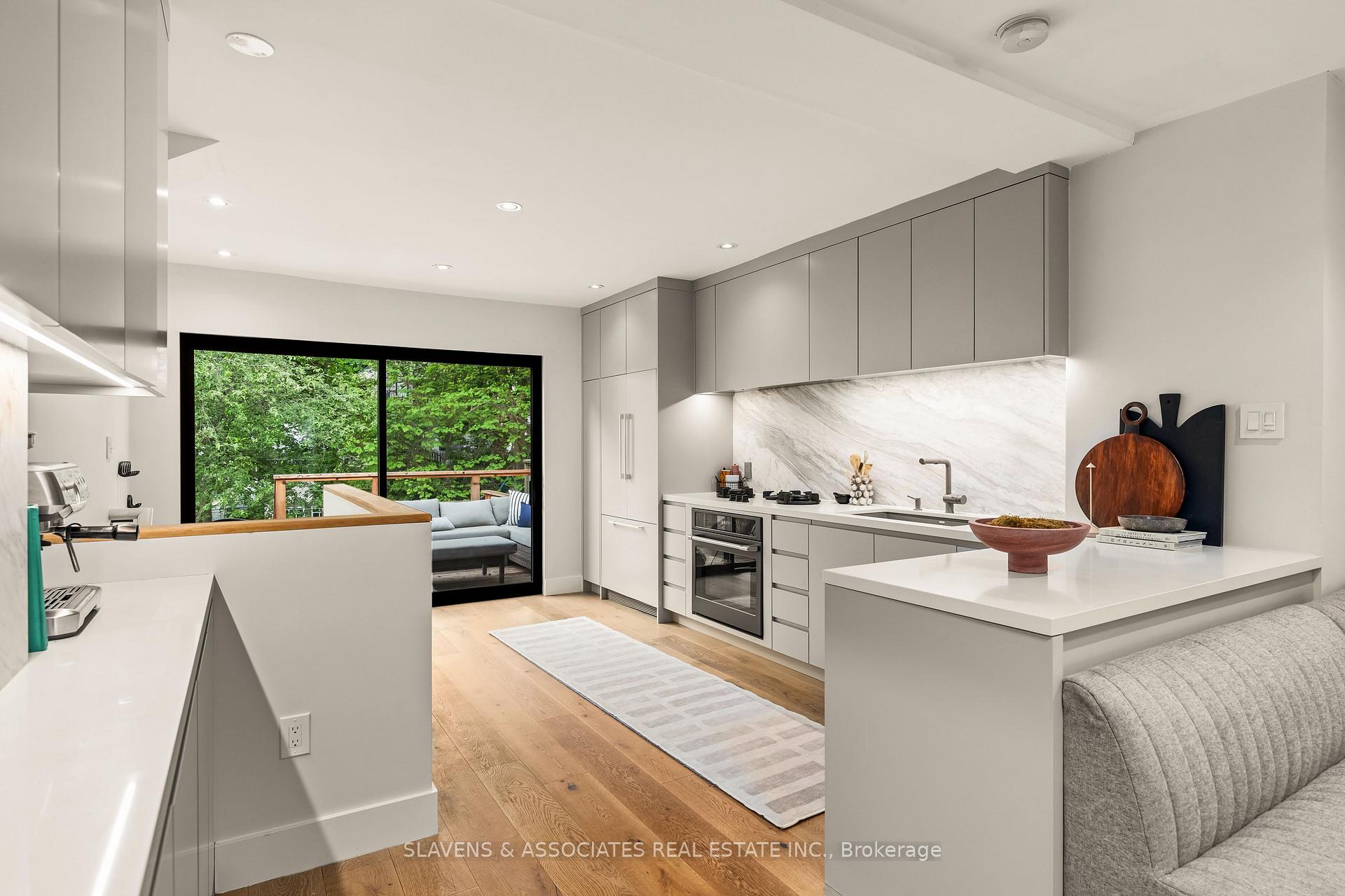 Photo 12 of 105 King Edward Avenue, Toronto, Woodbine-Lumsden — HOMEH