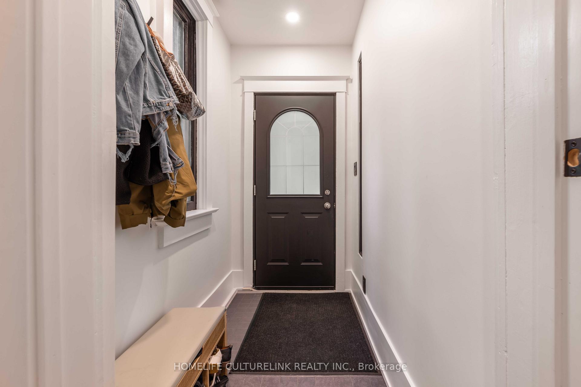 Photo 4 of 186 Ashdale Avenue, Toronto, Greenwood-Coxwell — HOMEH