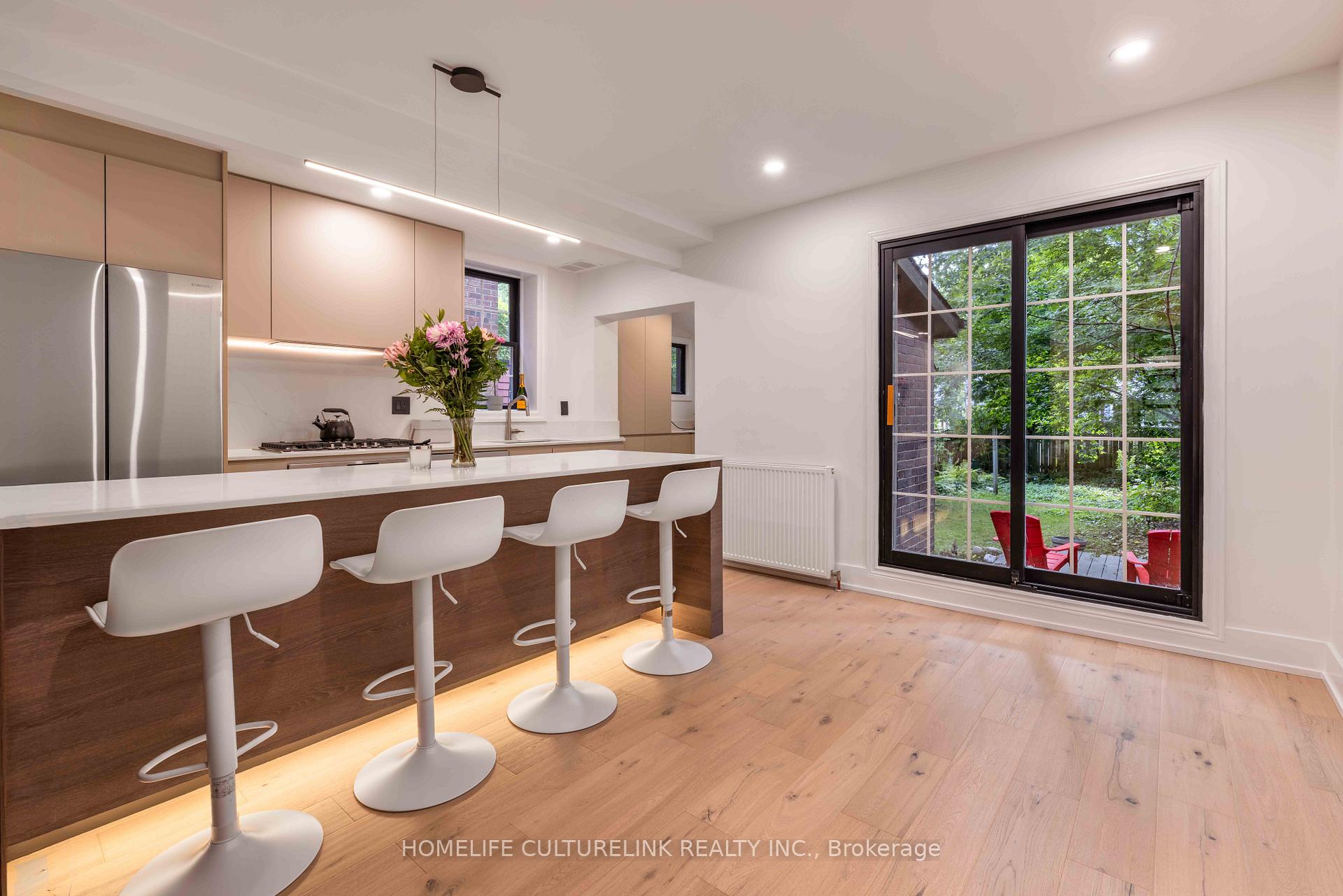 Photo 9 of 186 Ashdale Avenue, Toronto, Greenwood-Coxwell — HOMEH