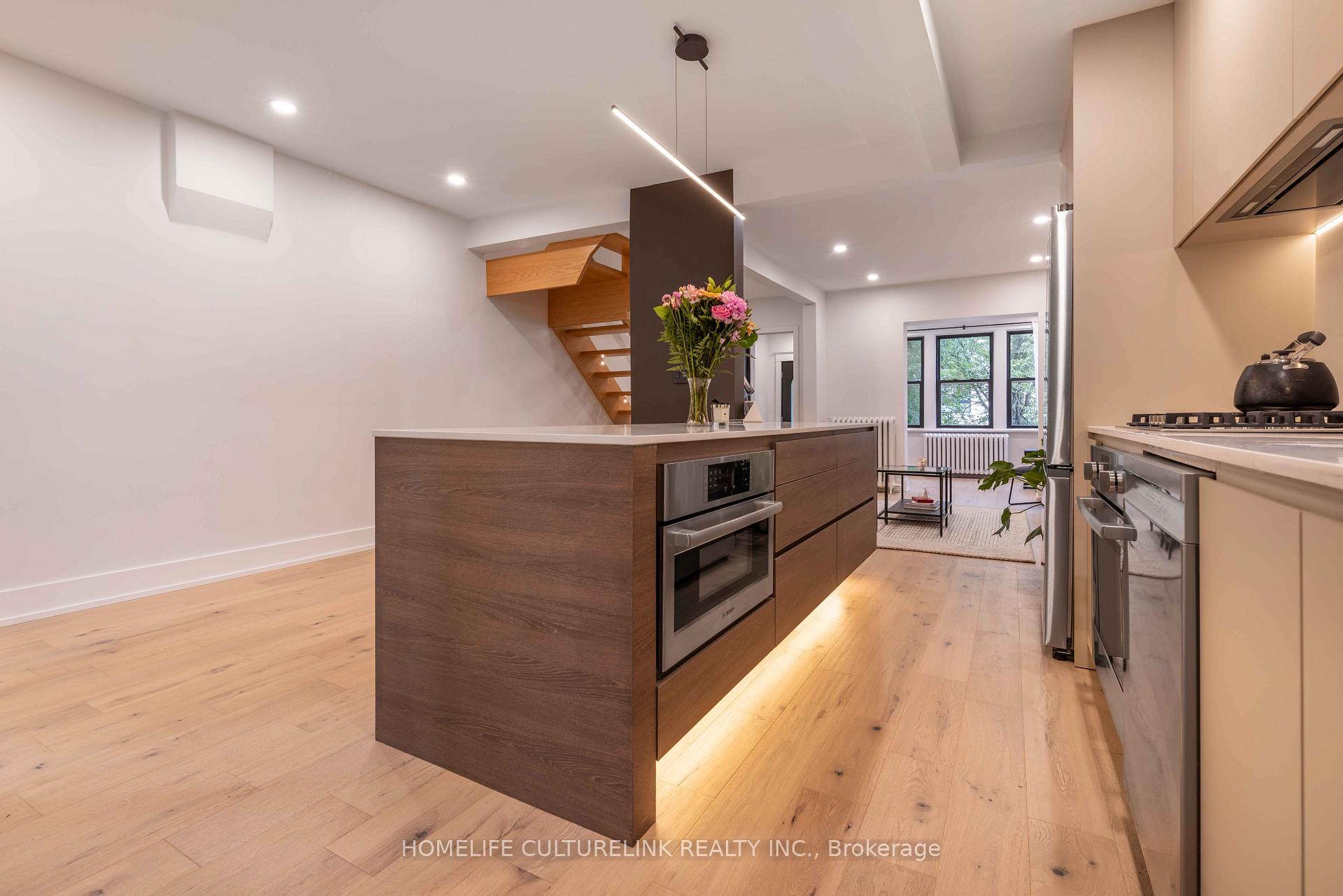 Photo 13 of 186 Ashdale Avenue, Toronto, Greenwood-Coxwell — HOMEH