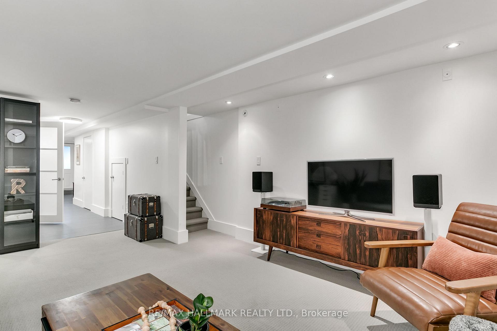Photo 24 of 223 Bain Avenue, Toronto, North Riverdale — HOMEH