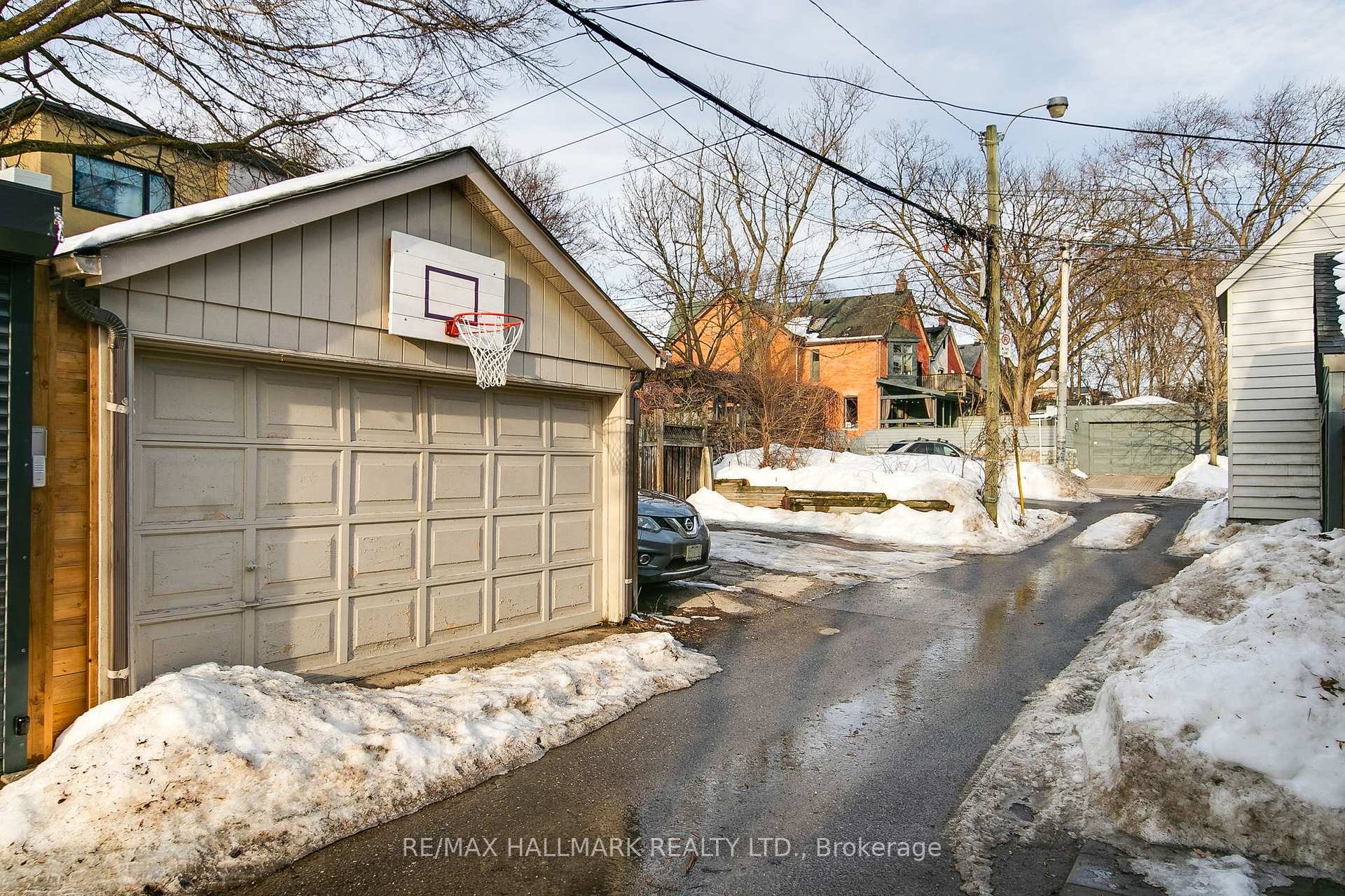 Photo 33 of 223 Bain Avenue, Toronto, North Riverdale — HOMEH