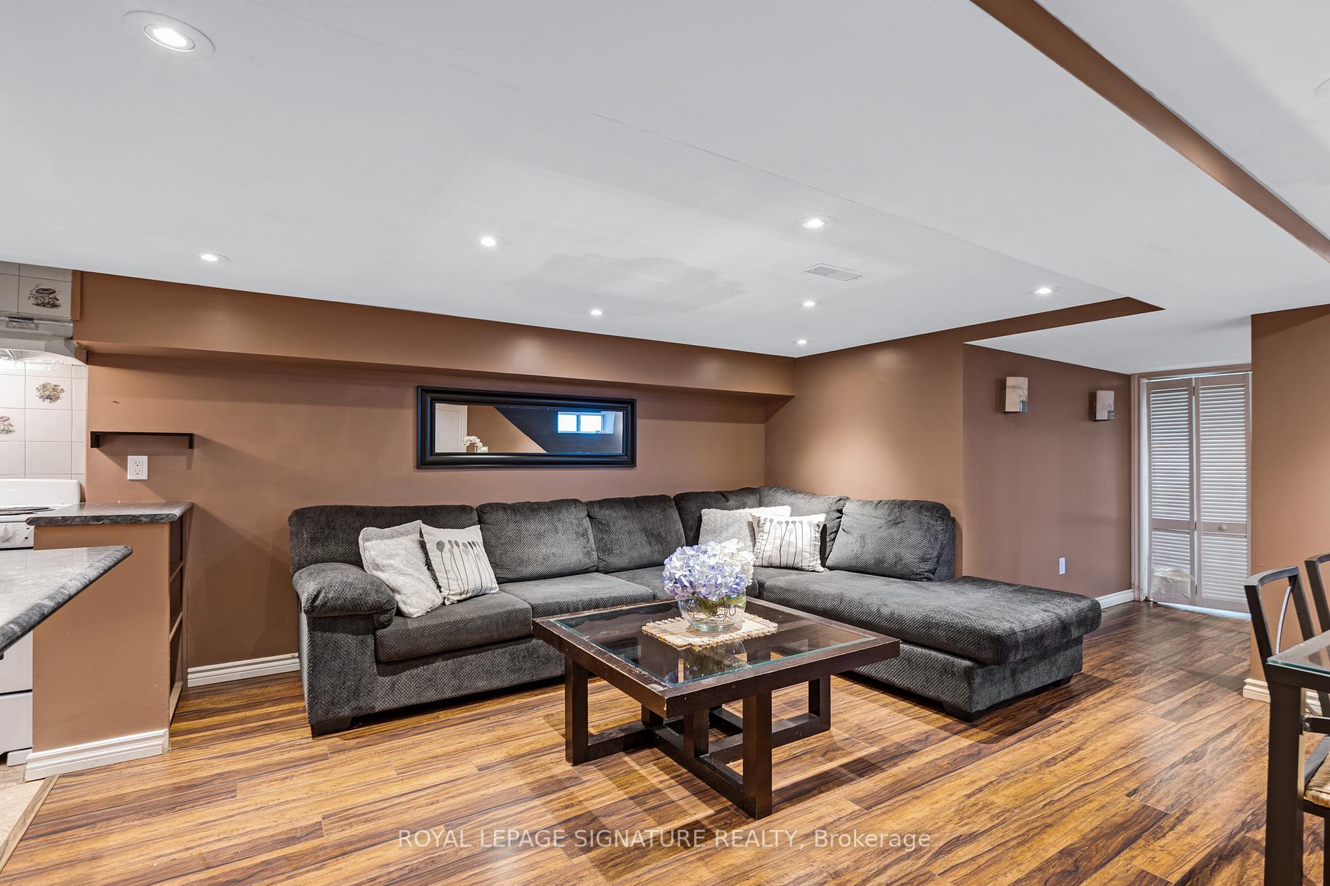 Photo 16 of 172 Sheridan Avenue, Toronto, Little Portugal — HOMEH