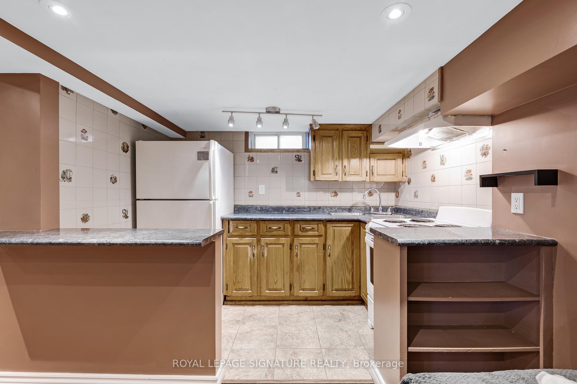 Photo 29 of 172 Sheridan Avenue, Toronto, Little Portugal — HOMEH
