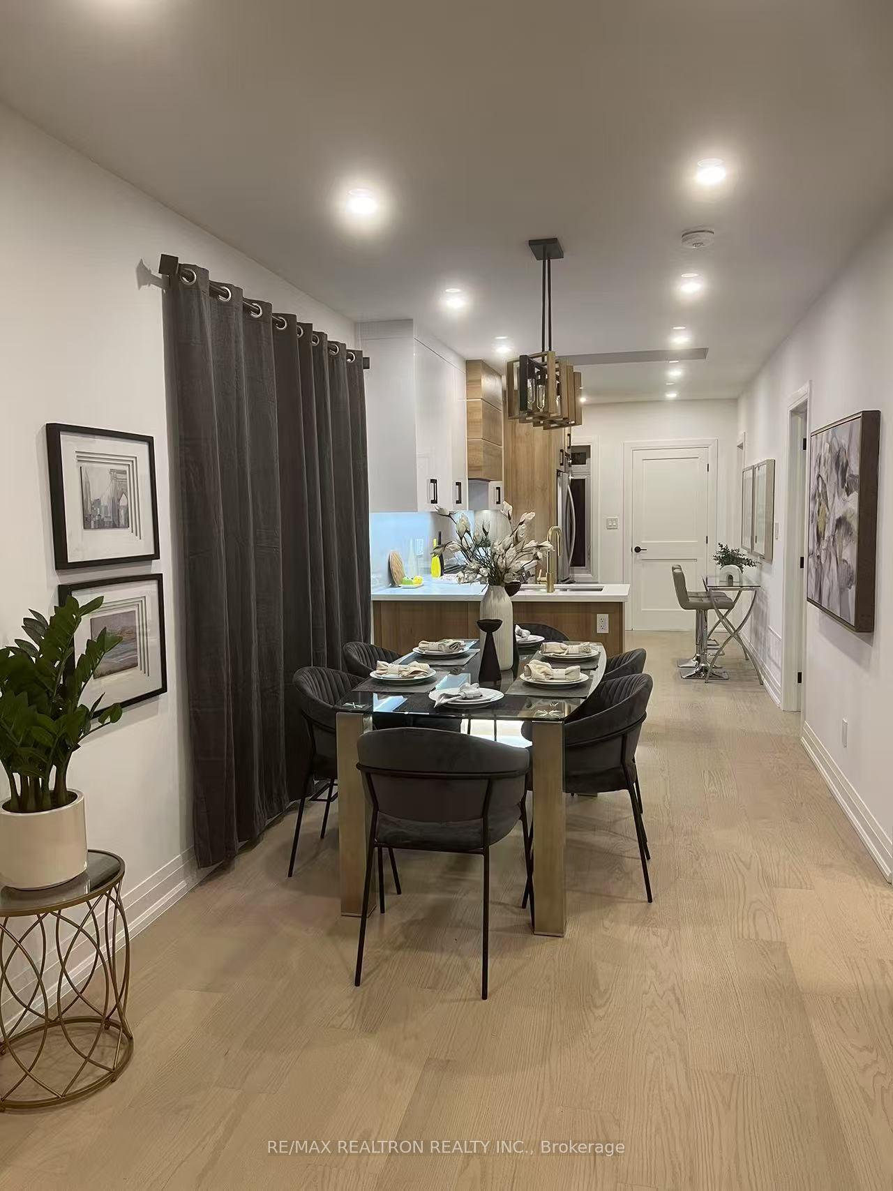 Photo 3 of 85 Springdale Boulevard, Toronto, Danforth Village-East York — HOMEH