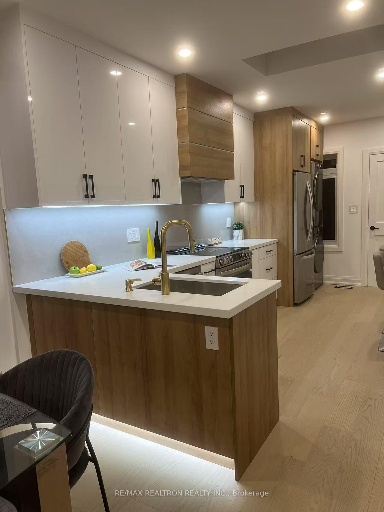 Photo 7 of 85 Springdale Boulevard, Toronto, Danforth Village-East York — HOMEH