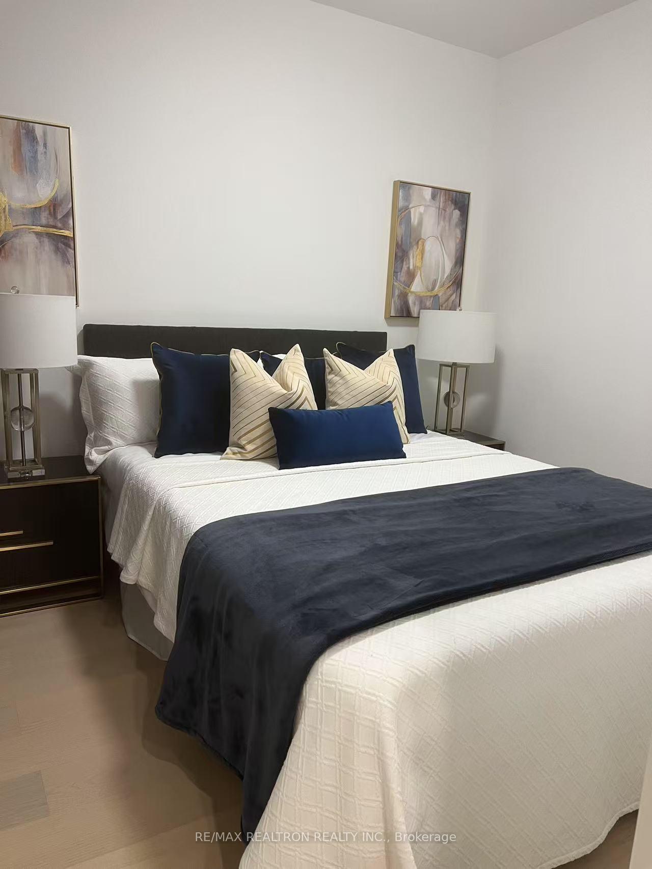 Photo 11 of 85 Springdale Boulevard, Toronto, Danforth Village-East York — HOMEH