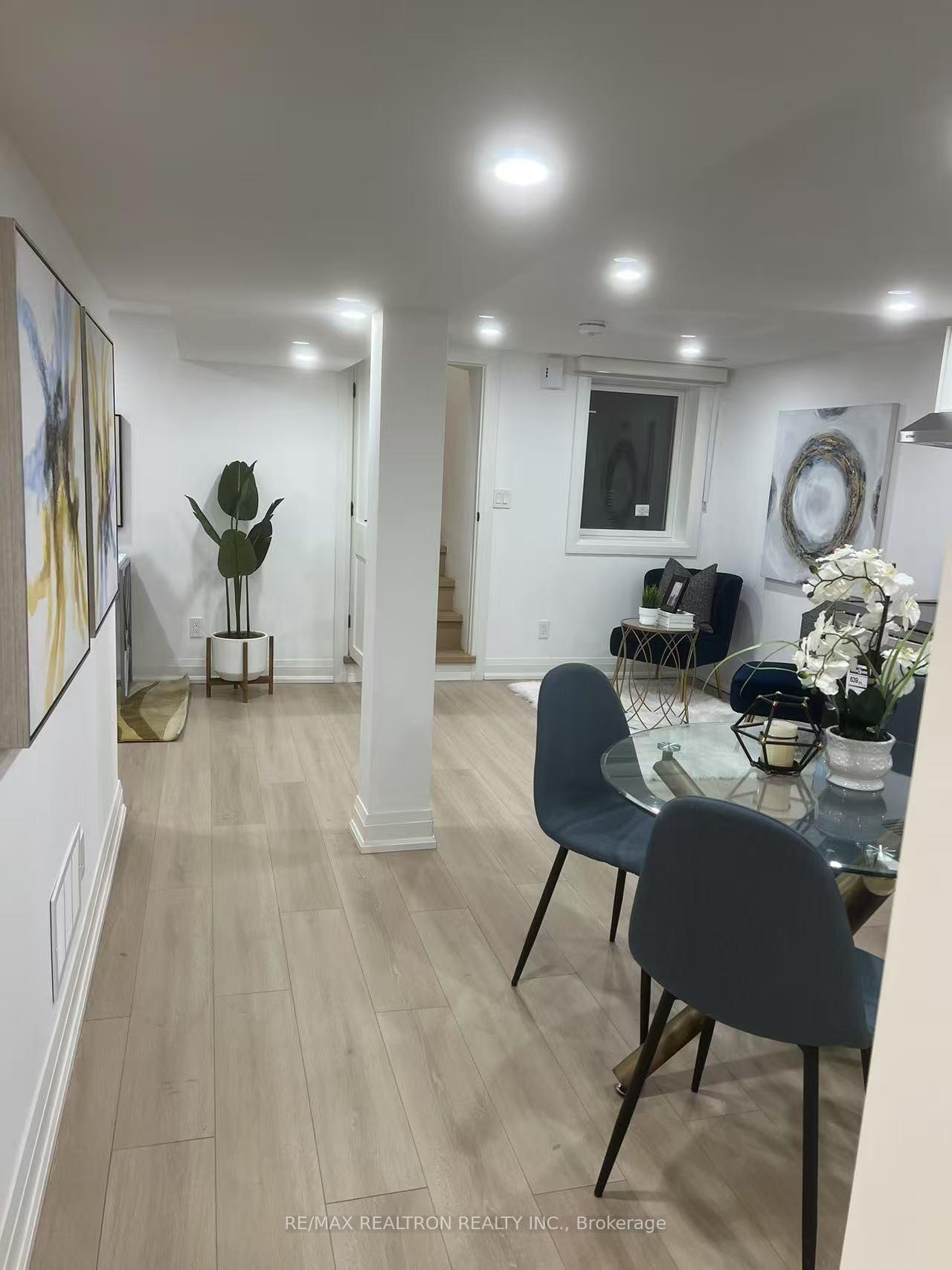 Photo 19 of 85 Springdale Boulevard, Toronto, Danforth Village-East York — HOMEH