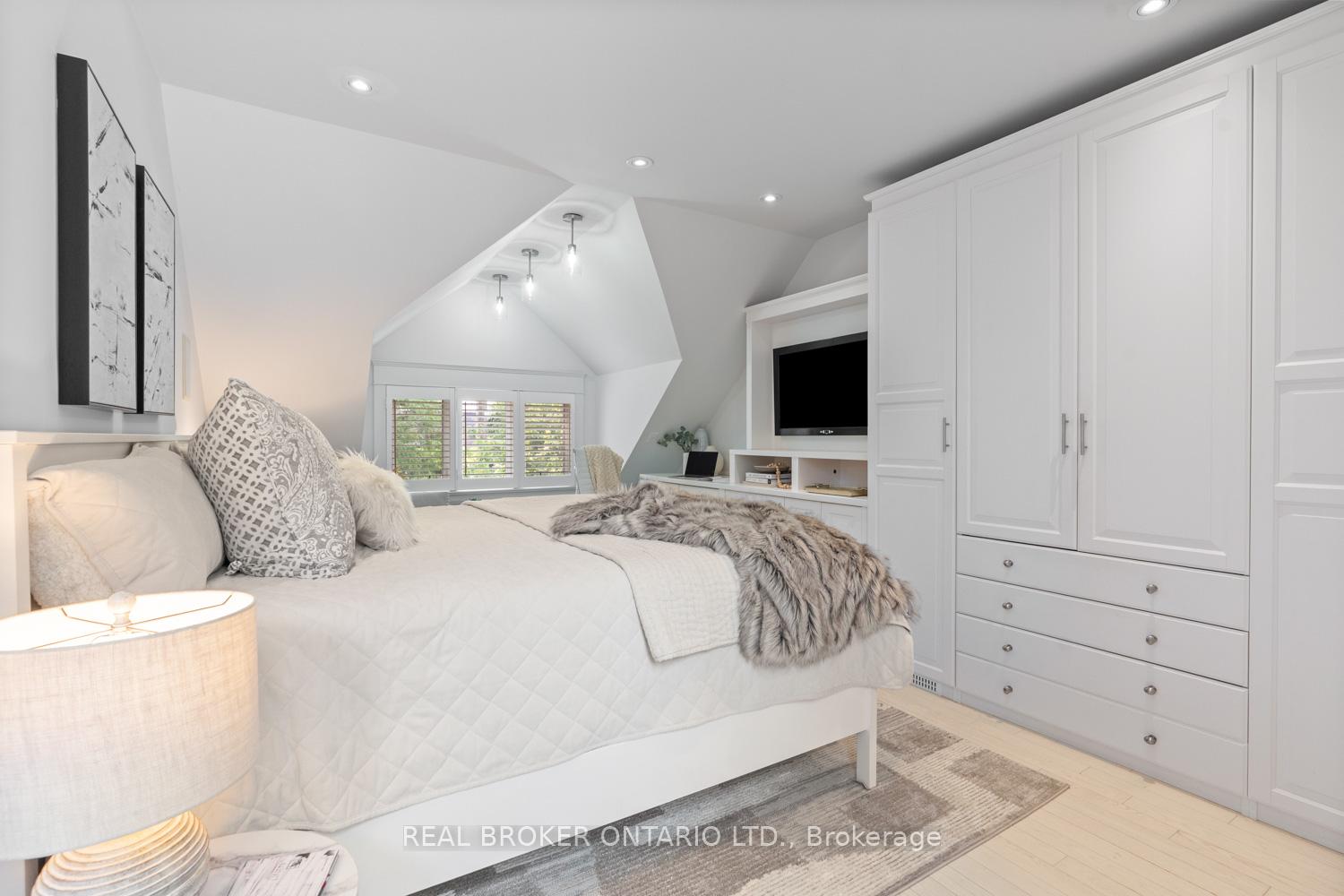 Photo 15 of 178 Browning Avenue, Toronto, Playter Estates-Danforth — HOMEH
