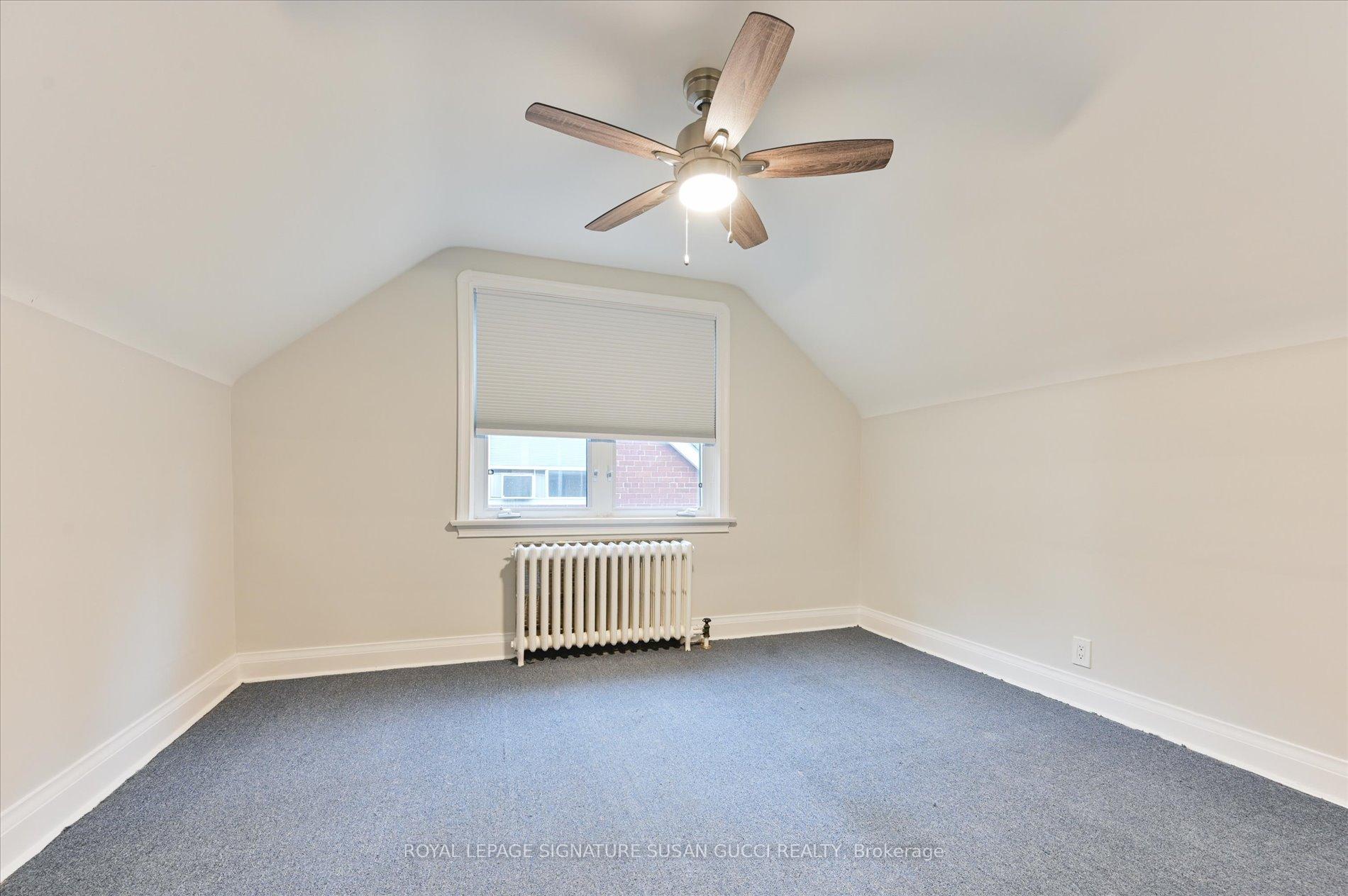 Photo 18 of 19 Plaxton Drive, Toronto, O'Connor-Parkview — HOMEH