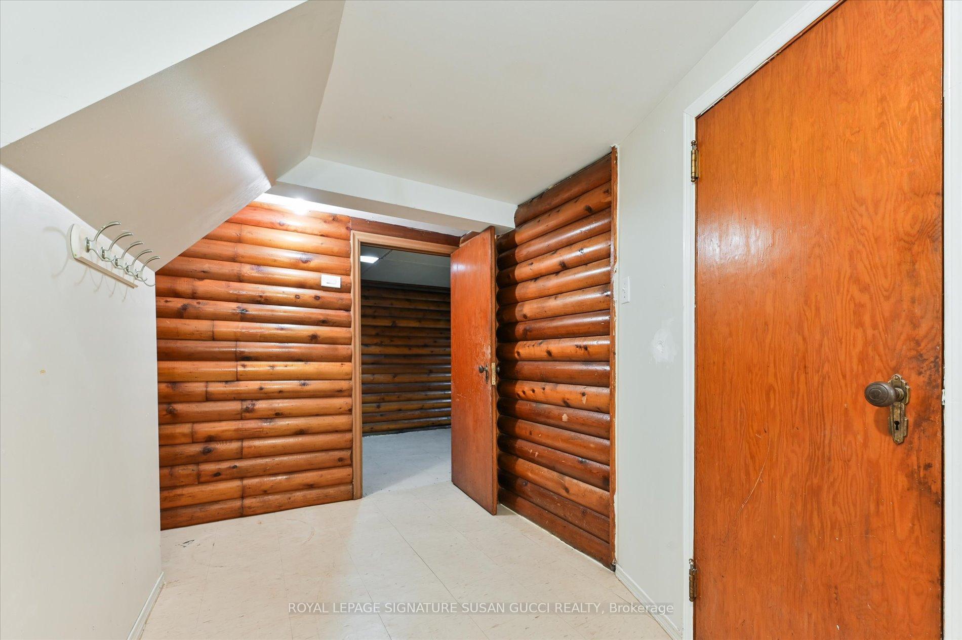 Photo 19 of 19 Plaxton Drive, Toronto, O'Connor-Parkview — HOMEH